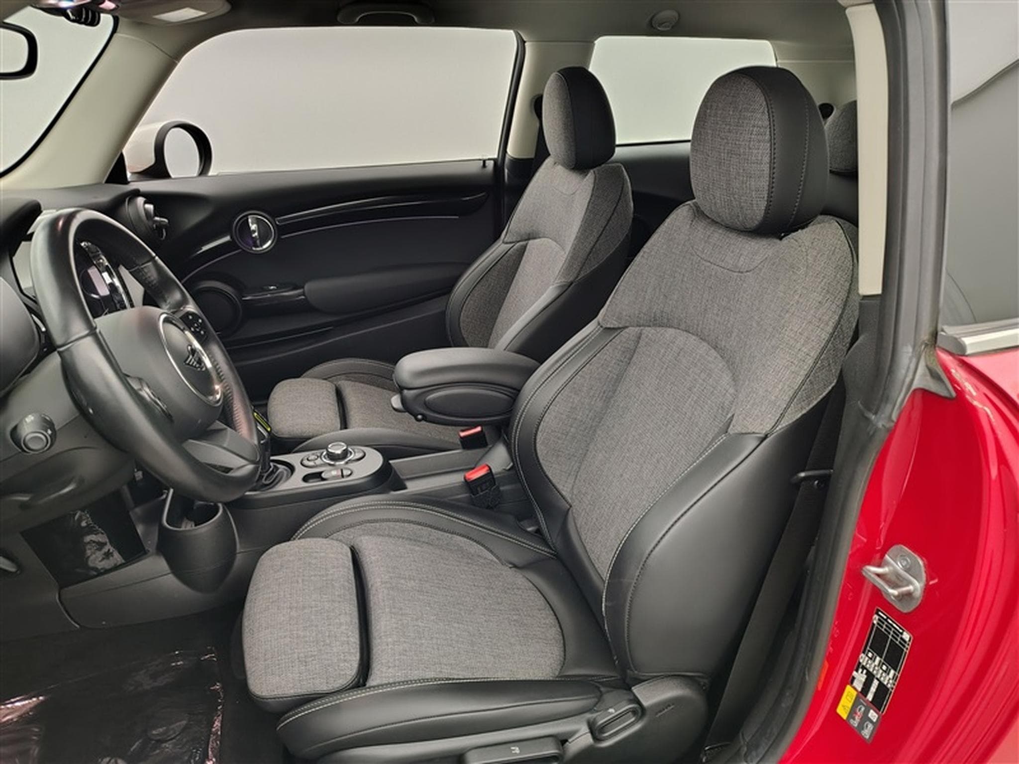 MINI Cooper 28.9 Kwh NAVI / FULL LED / S-CUIR SPORT (2022) - Photo 7