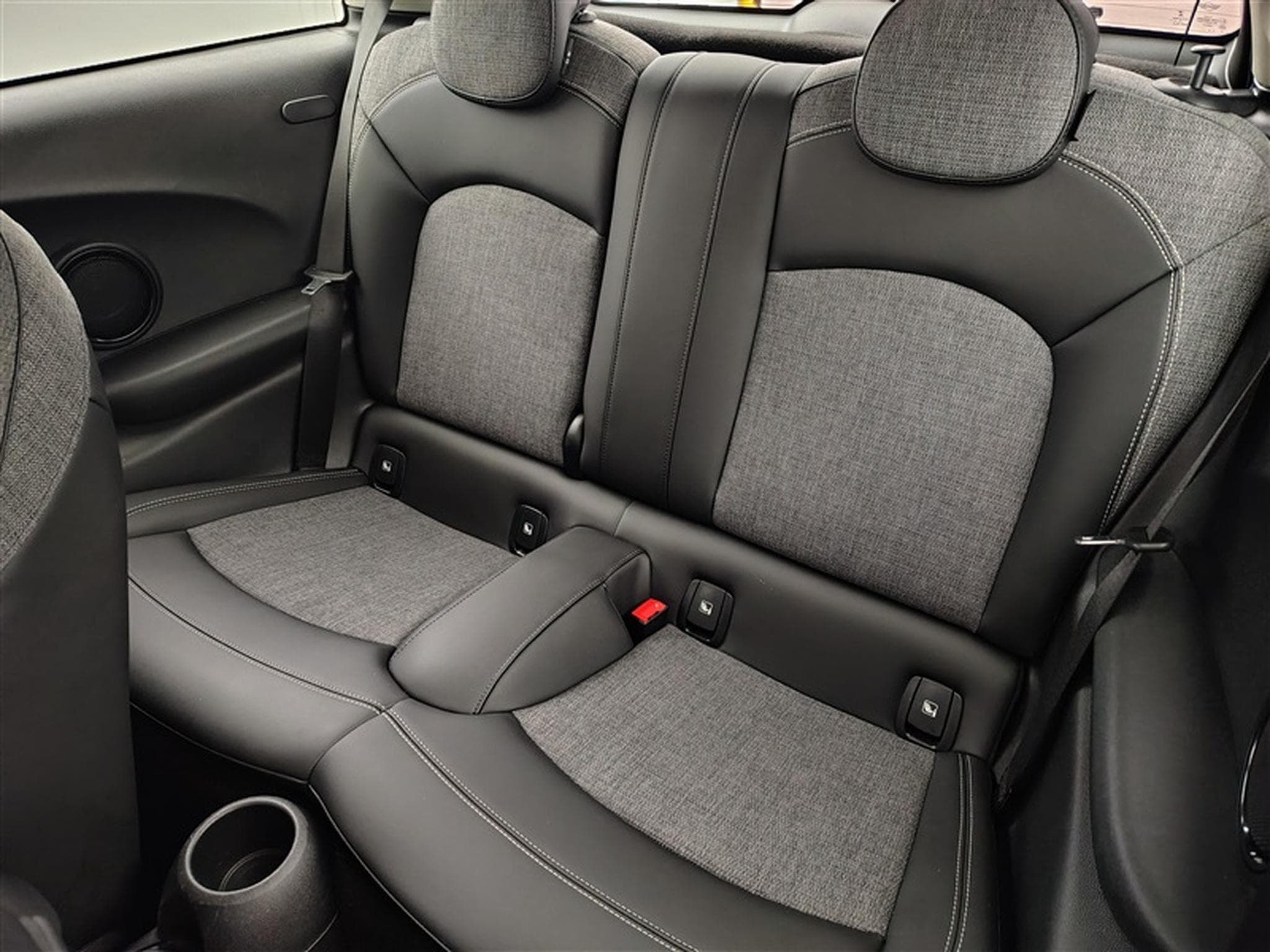 MINI Cooper 28.9 Kwh NAVI / FULL LED / S-CUIR SPORT (2022) - Photo 13