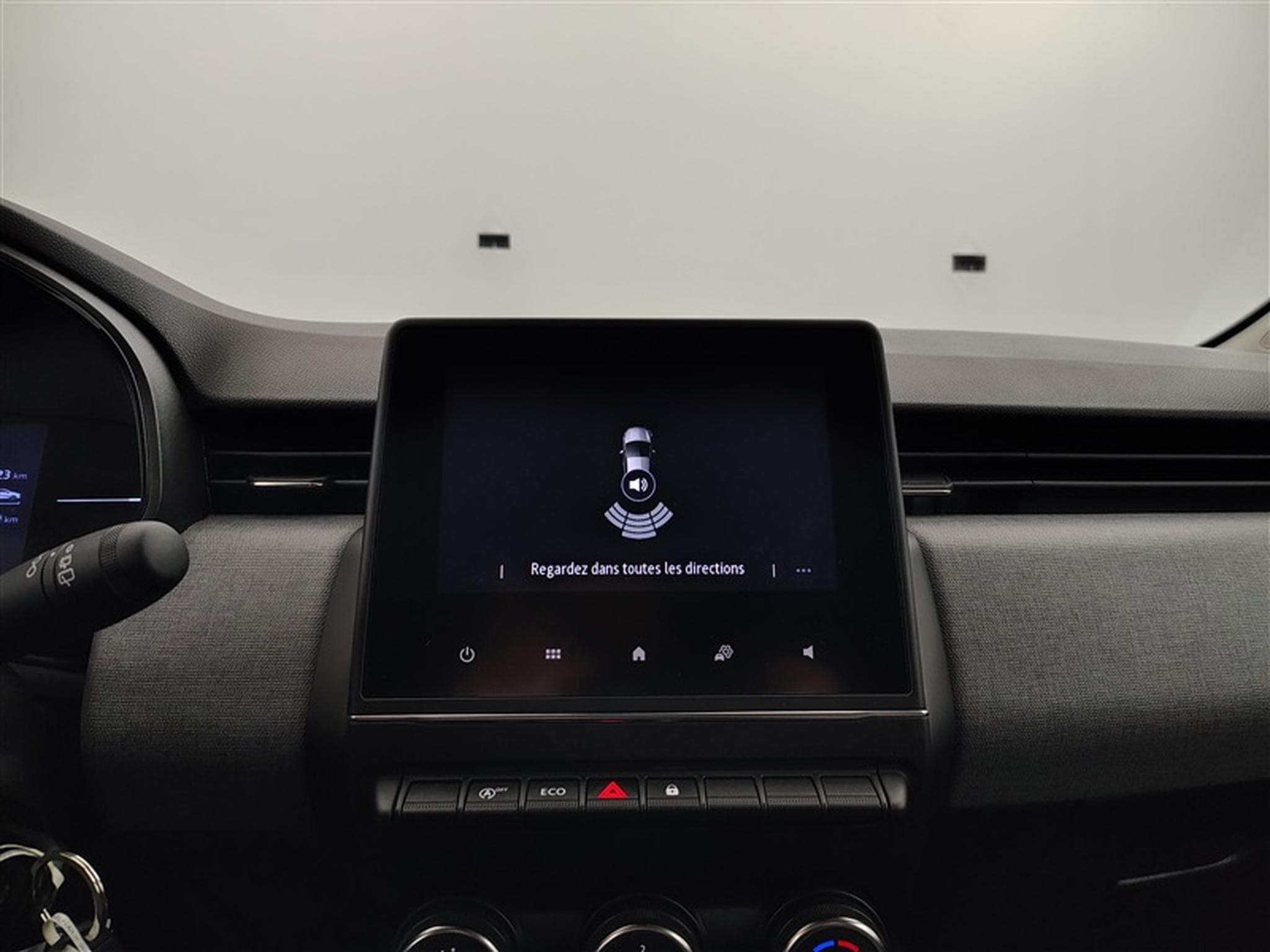 Renault Clio 1.0 TCe 90cv X-Tronic Evolution CARPLAY / PDC AR / JA 16" (2025) - Photo 17
