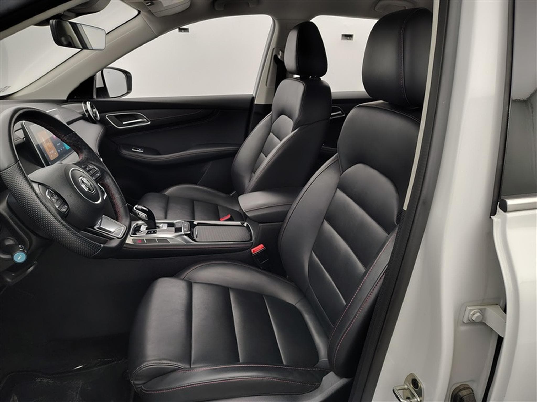 MG HS 1.5 T-GDi 160cv BVA Comfort NAVI / FULL LED / CUIR / CAMERA (2024) - Photo 7