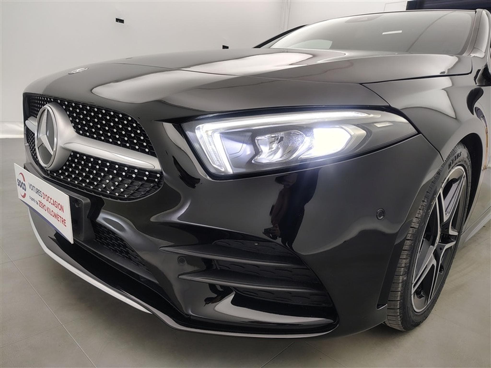Mercedes A 180 AMG-Line Toit Pano / Navi / Led / ... (2020) - Photo 15