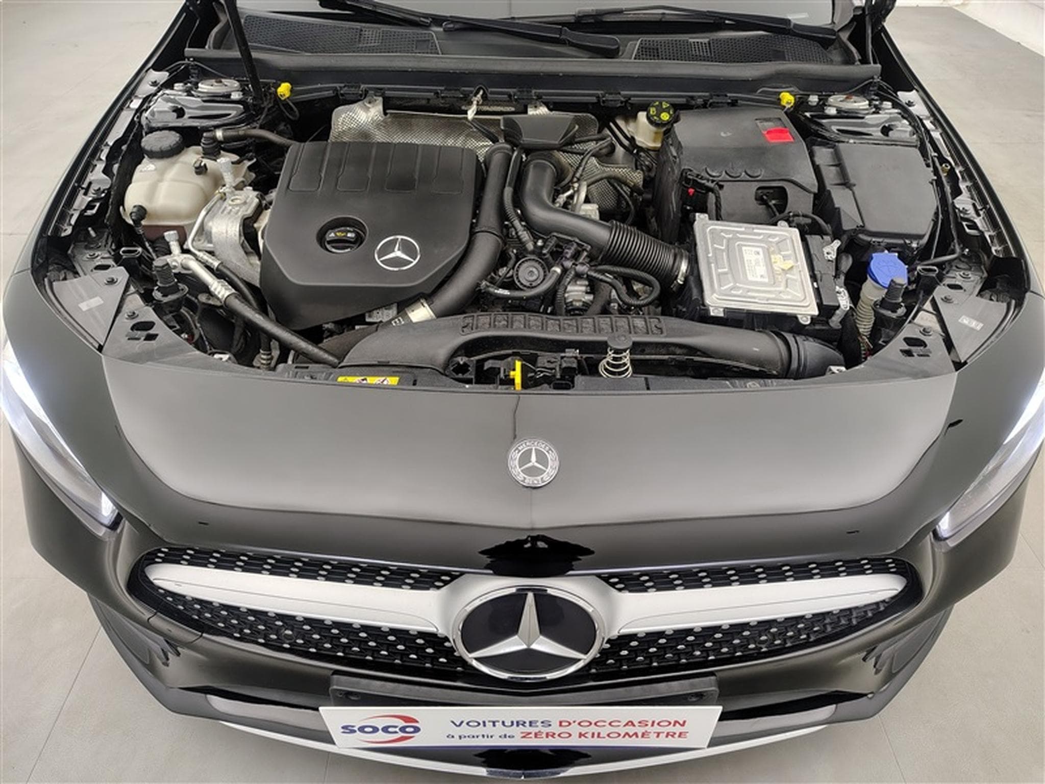 Mercedes A 180 AMG-Line Toit Pano / Navi / Led / ... (2020) - Photo 20