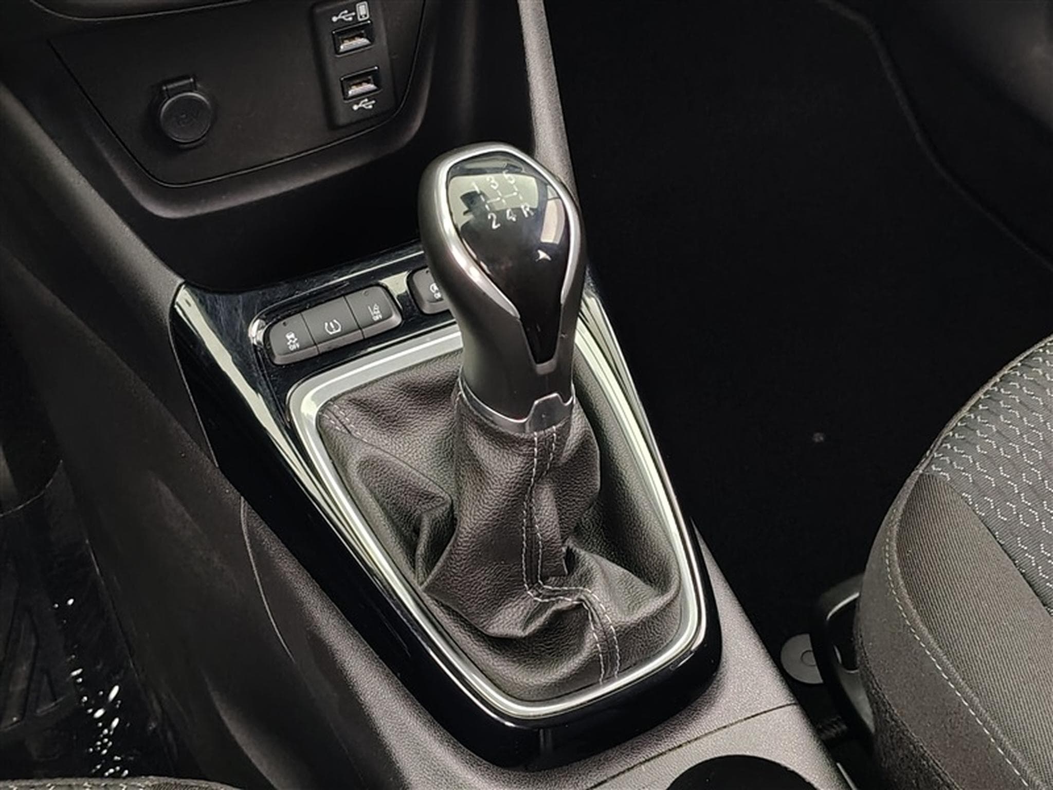 Opel Crossland 1.2i Edition S/S CARPLAY/PDC (2019) - Photo 12
