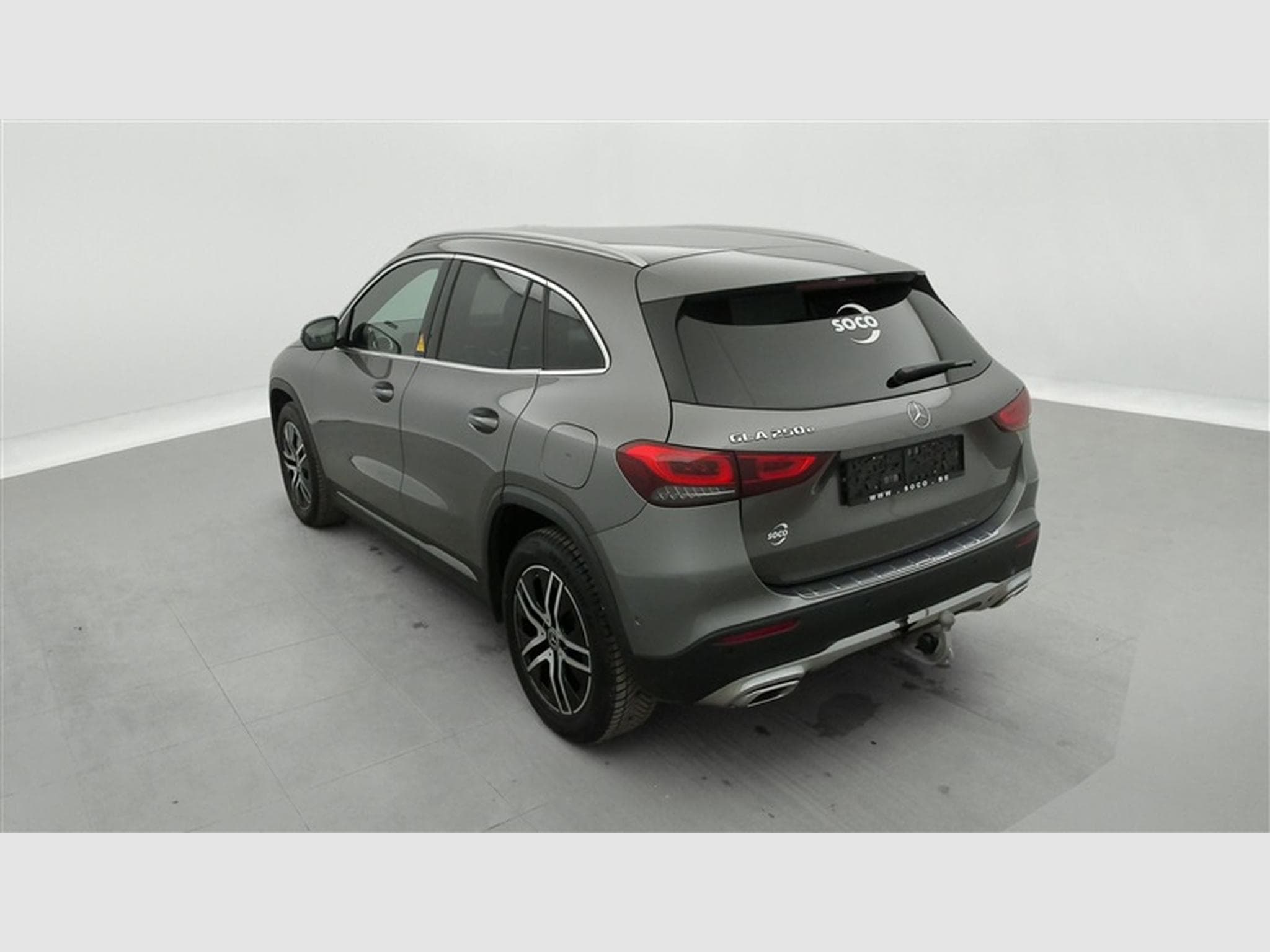 Mercedes GLA 250 e PHEV Luxury Line  Cuir / Navi / Led (2022) - Photo 2