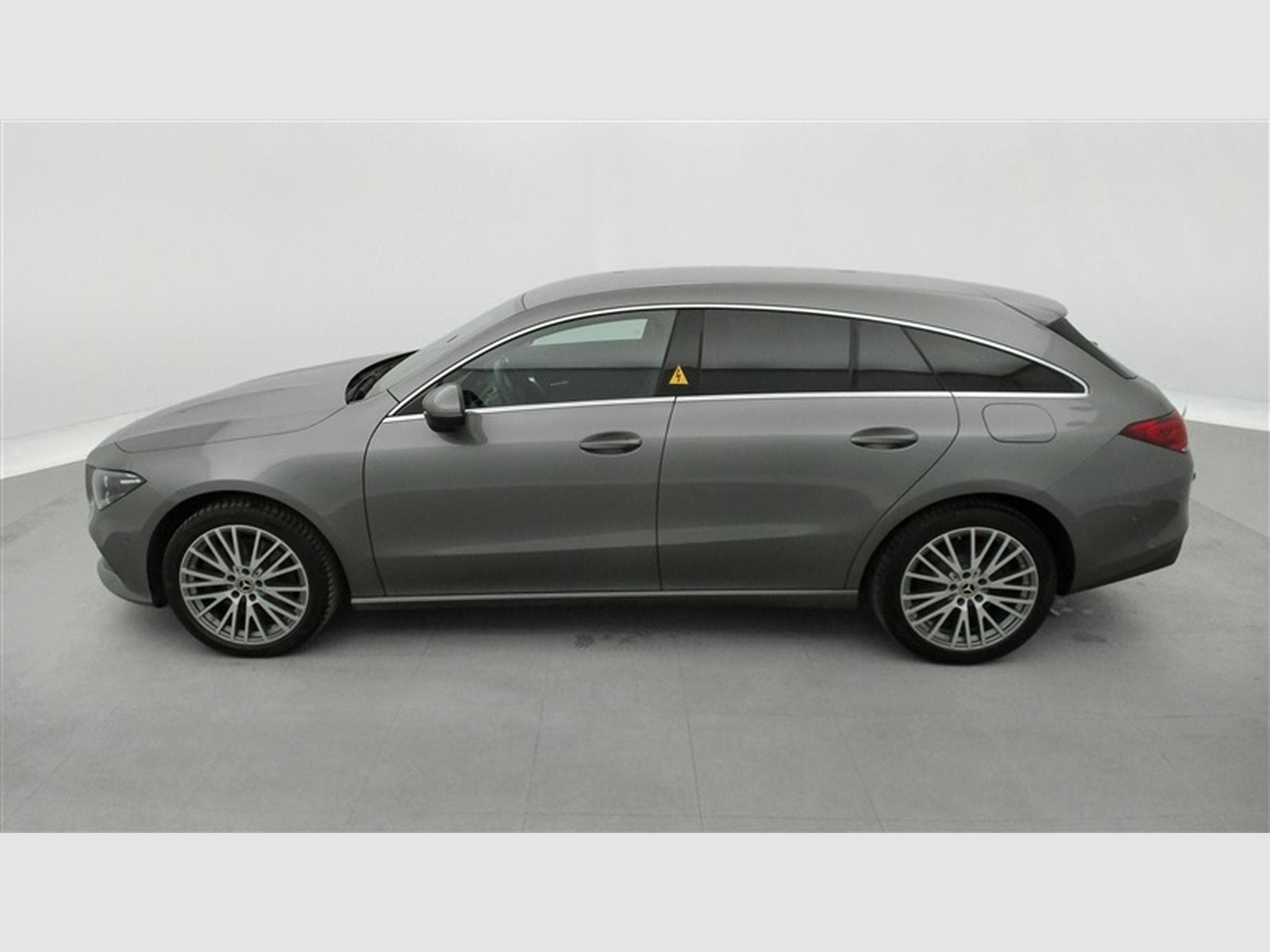 Mercedes CLA 250 e PHEV Luxury Line Cuir / Navi / Led / PDC av+ar (2022) - Photo 3