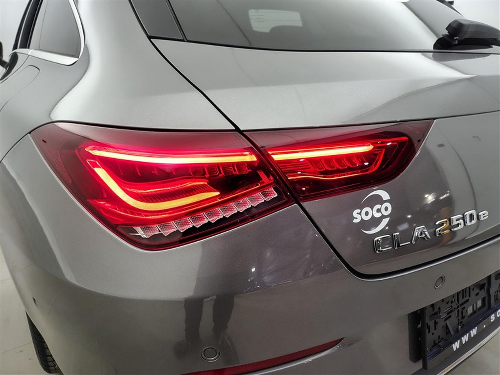 Mercedes CLA 250 e PHEV Luxury Line Cuir / Navi / Led / PDC av+ar (2022) - Photo 16