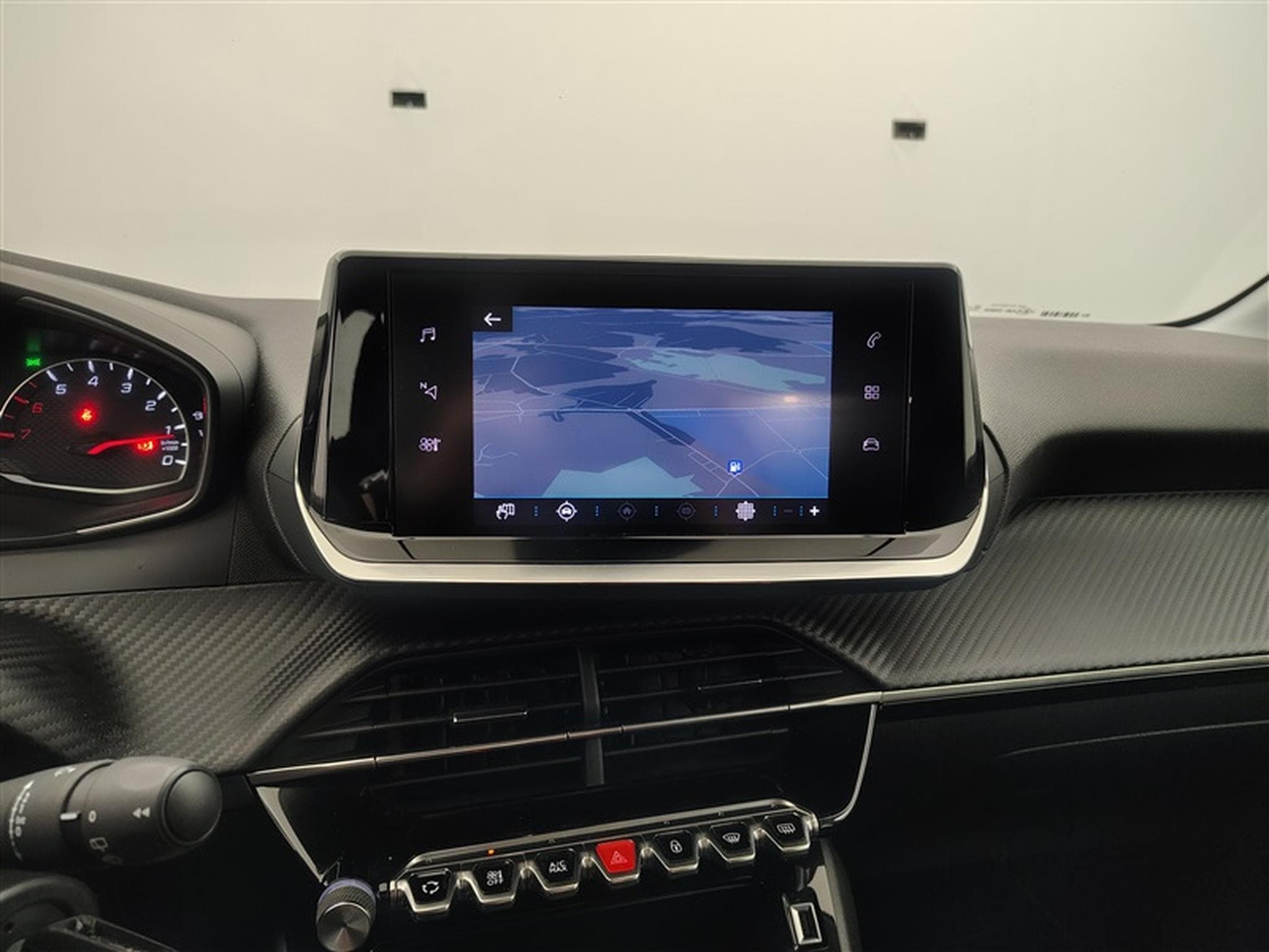 Peugeot 208 1.2i PureTech Active Pack NAVI/JA/PDC (2022) - Photo 11