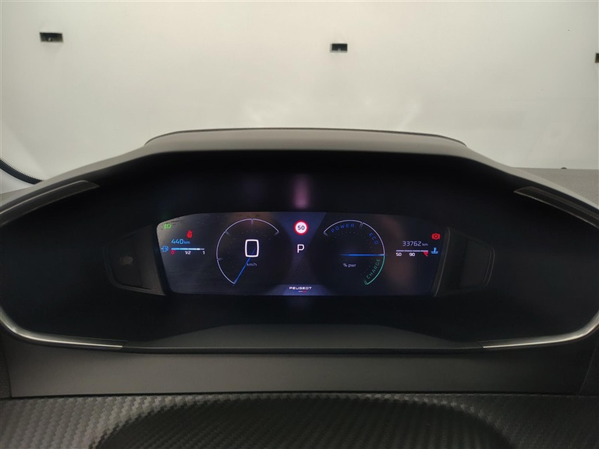 Peugeot 208 1.2 Hybrid 100cv e-DSC6 Allure CARPLAY / FULL LED / S-CUIR (2025) - Photo 10