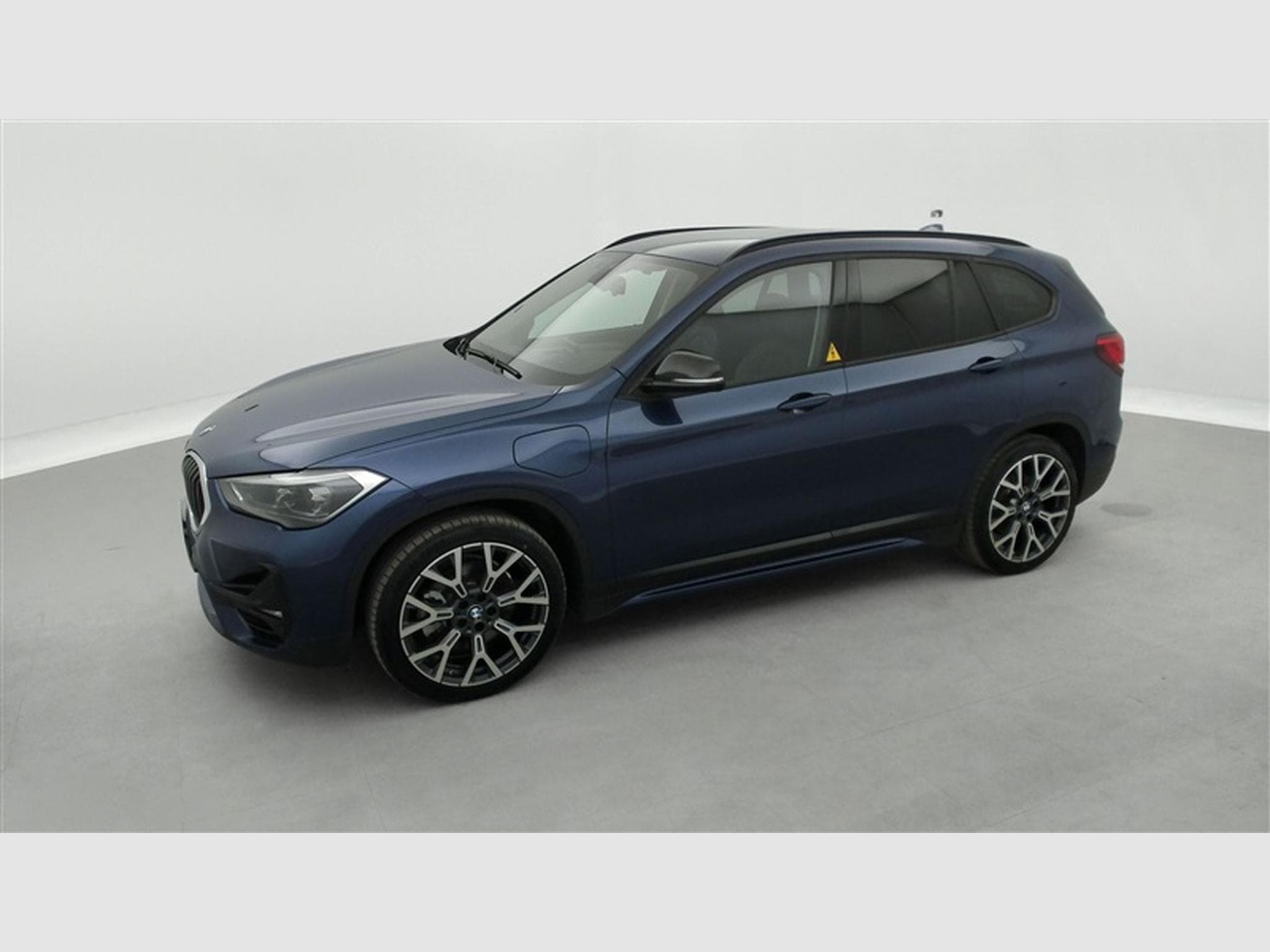 BMW X1 PHEV 1.5iA xDrive25e CUIR-SPORT / NAVI / FULL LED / ALU19" (2021) - Photo 22