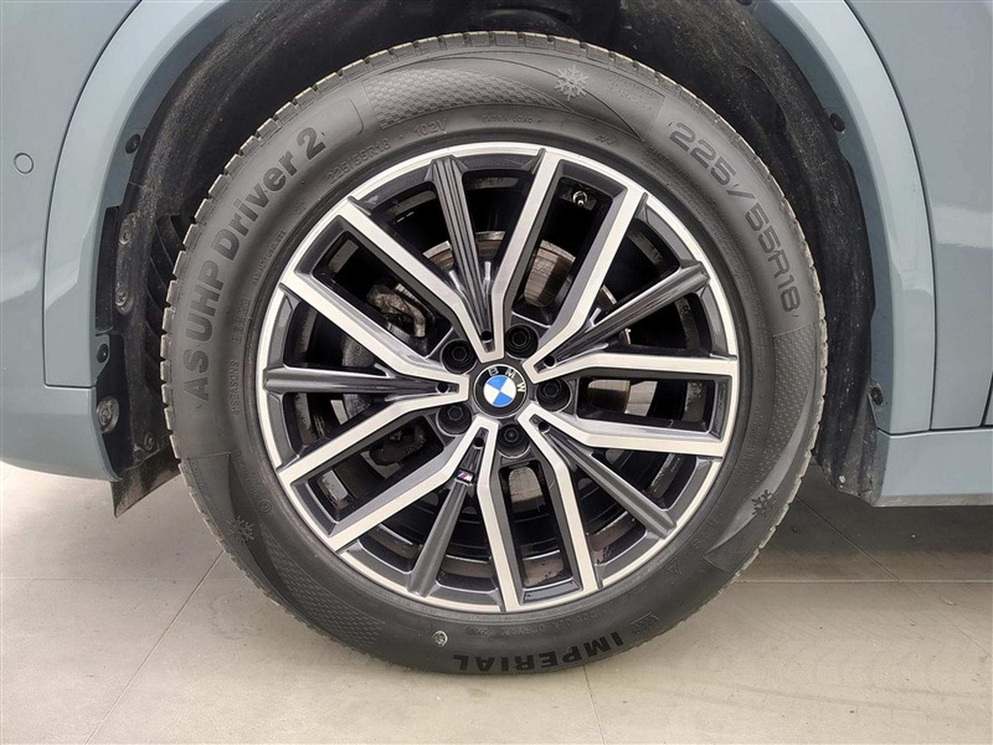 BMW X1 1.8iA PACK M  NAVI / CUIR SPORT /FULL LED (2025) - Foto 6