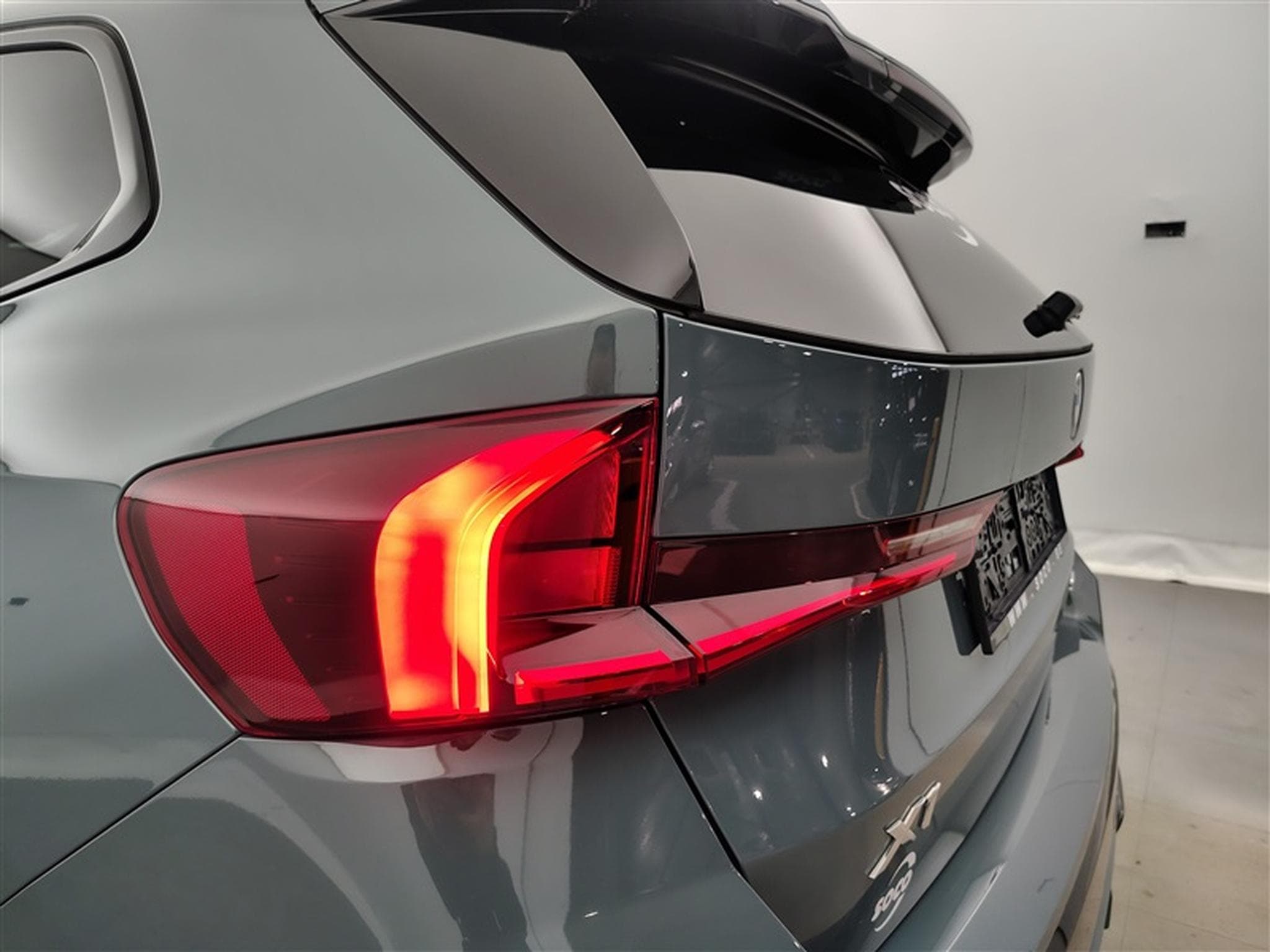 BMW X1 1.8iA PACK M  NAVI / CUIR SPORT /FULL LED (2025) - Foto 16