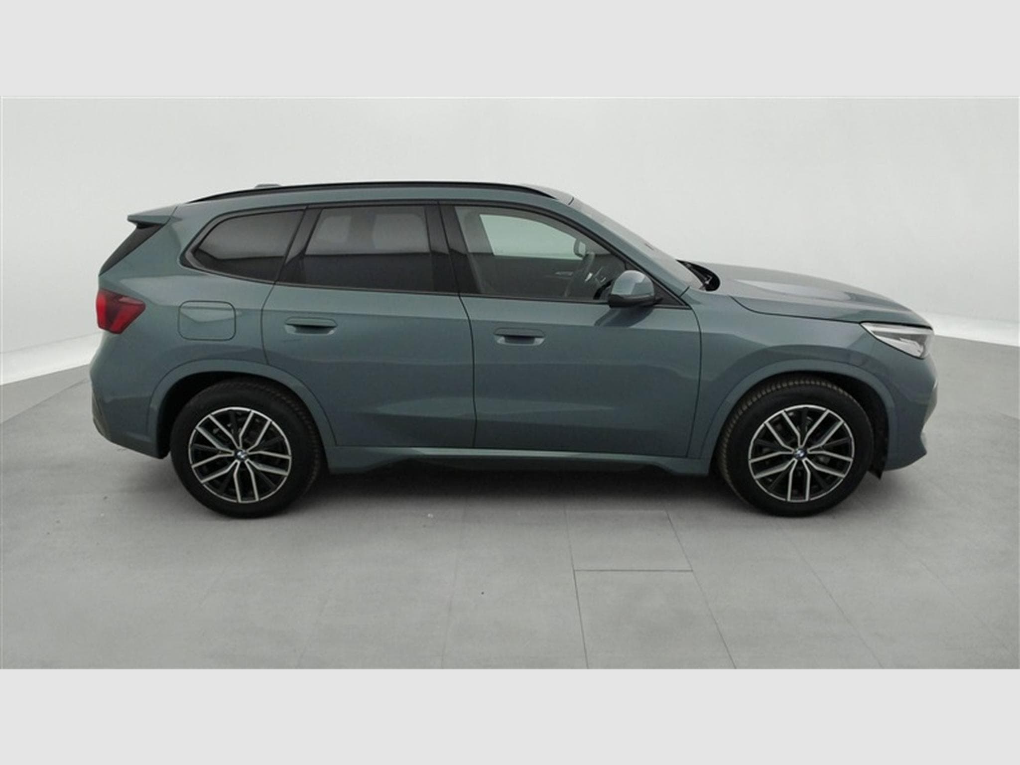 BMW X1 1.8iA PACK M  NAVI / CUIR SPORT /FULL LED (2025) - Foto 25