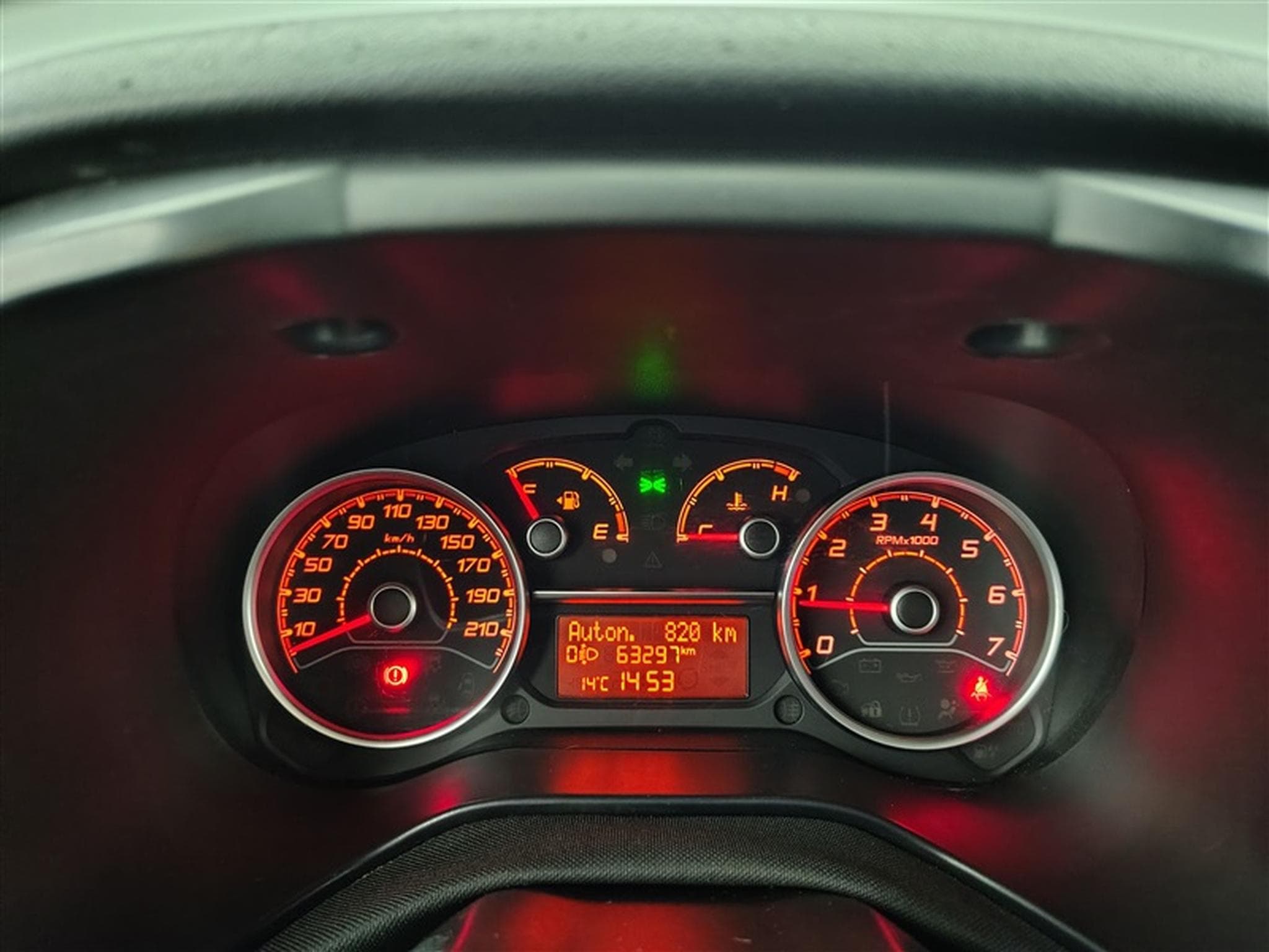 Fiat Doblo 1.6 MJET Cargo CLIM / CARPLAY (2023) - Photo 10