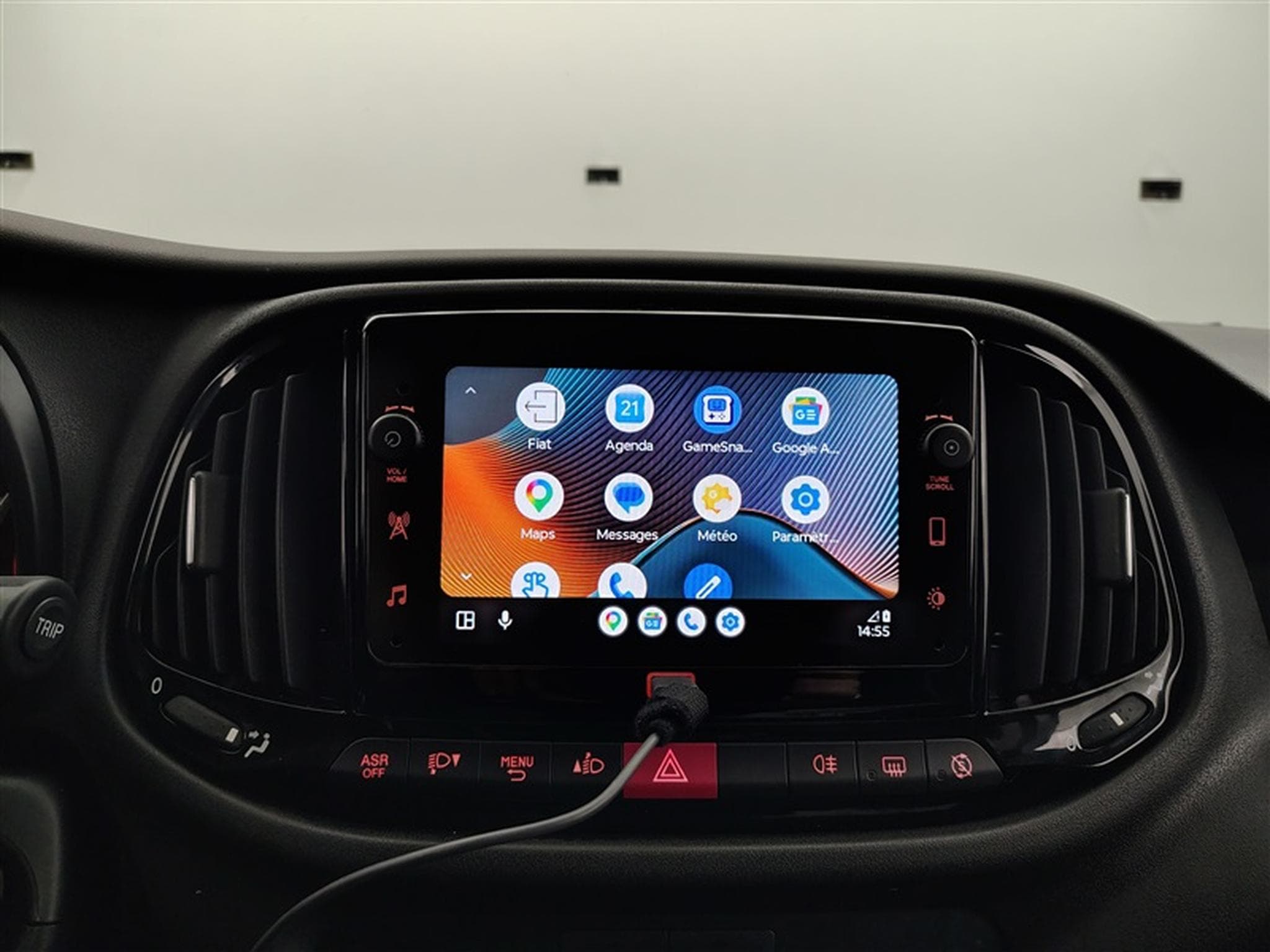 Fiat Doblo 1.6 MJET Cargo CLIM / CARPLAY (2023) - Photo 12