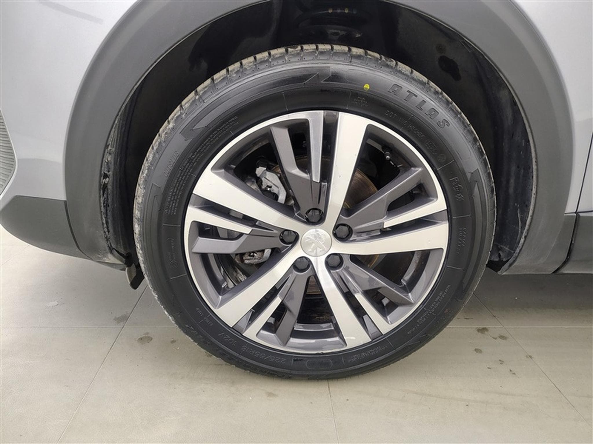 Peugeot 3008 1.2 pure tech (2024) - Foto 6