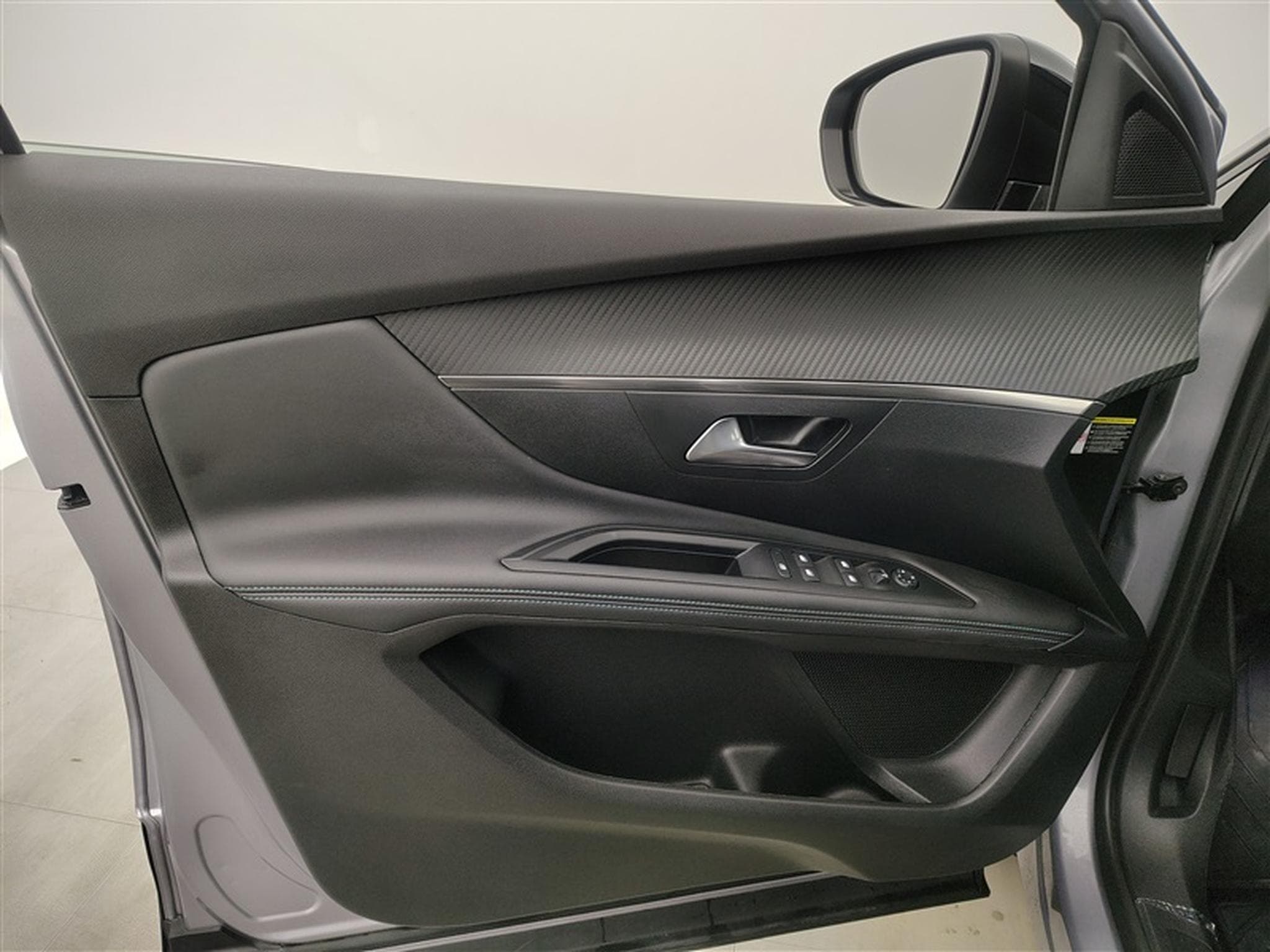 Peugeot 3008 1.2 pure tech (2024) - Foto 16