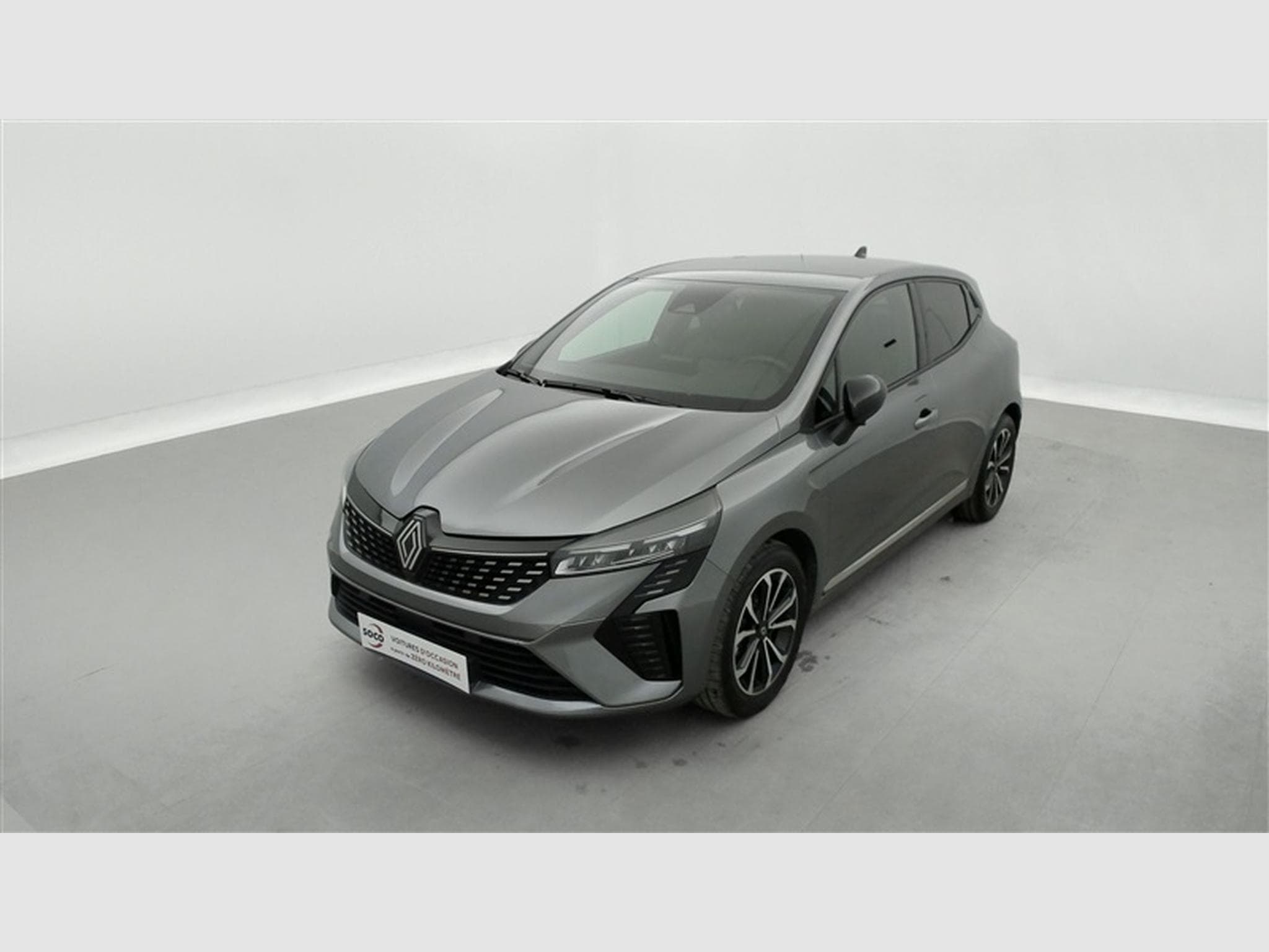 Renault Clio Hybrid 1.6i E-TECH Evolution (2024) - Foto 1