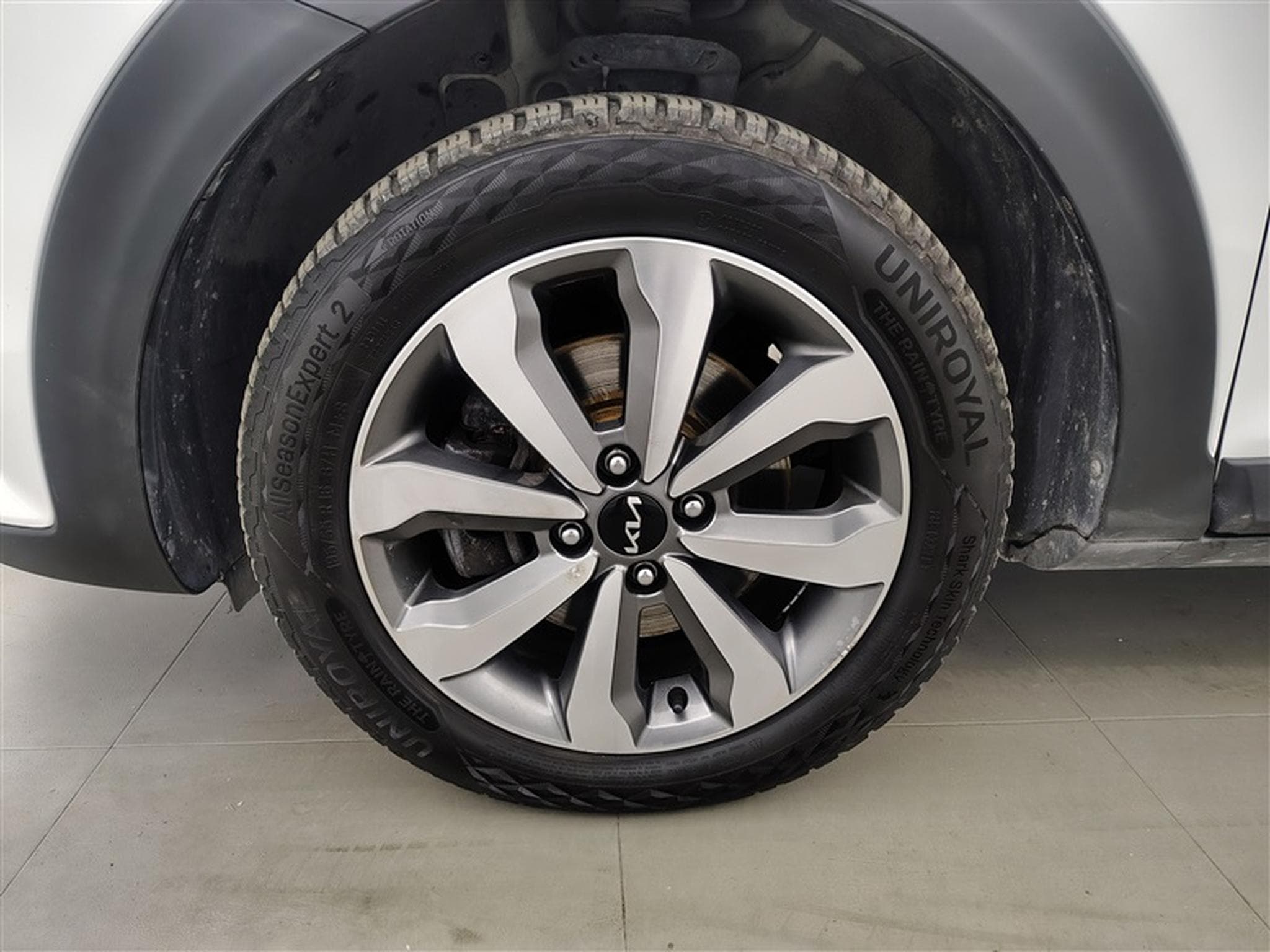 Kia Stonic 1.0 T-GDi 100cv Pulse NAVI / CARPLAY / CAMERA / JA 16" (2022) - Foto 5