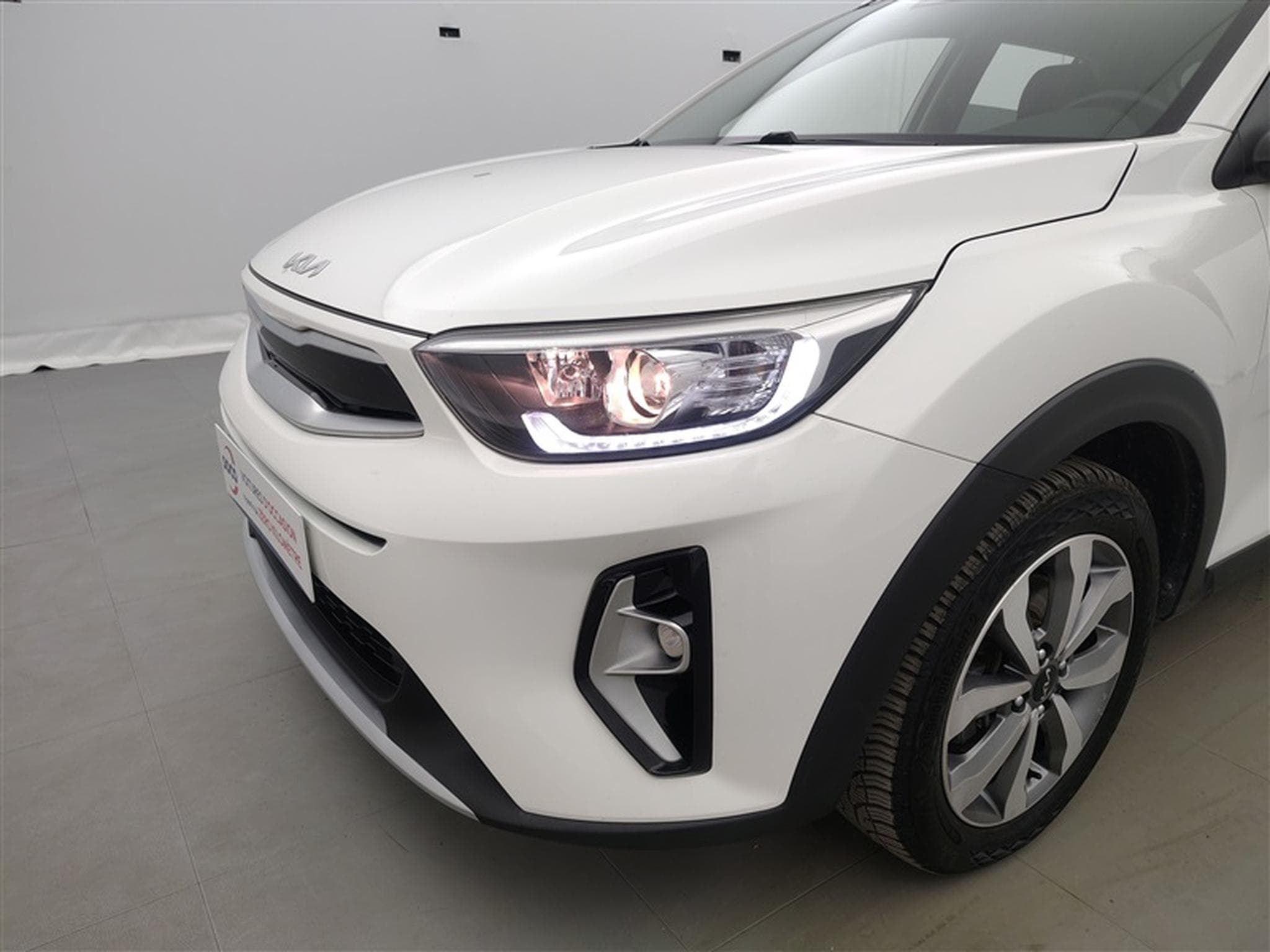 Kia Stonic 1.0 T-GDi 100cv Pulse NAVI / CARPLAY / CAMERA / JA 16" (2022) - Foto 14