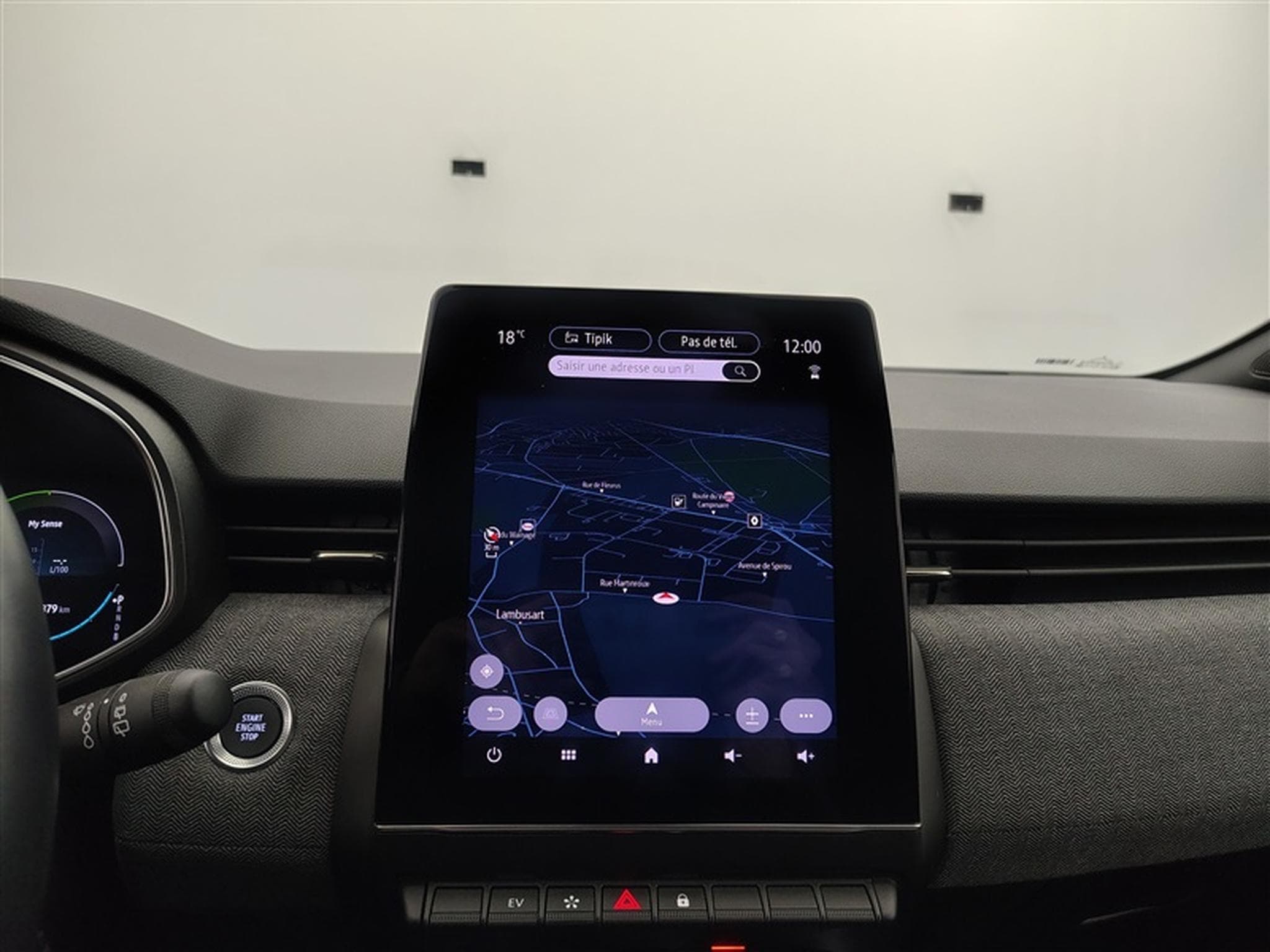 Renault Clio Hybrid 1.6i E-TECH Evolution (2024) - Foto 11