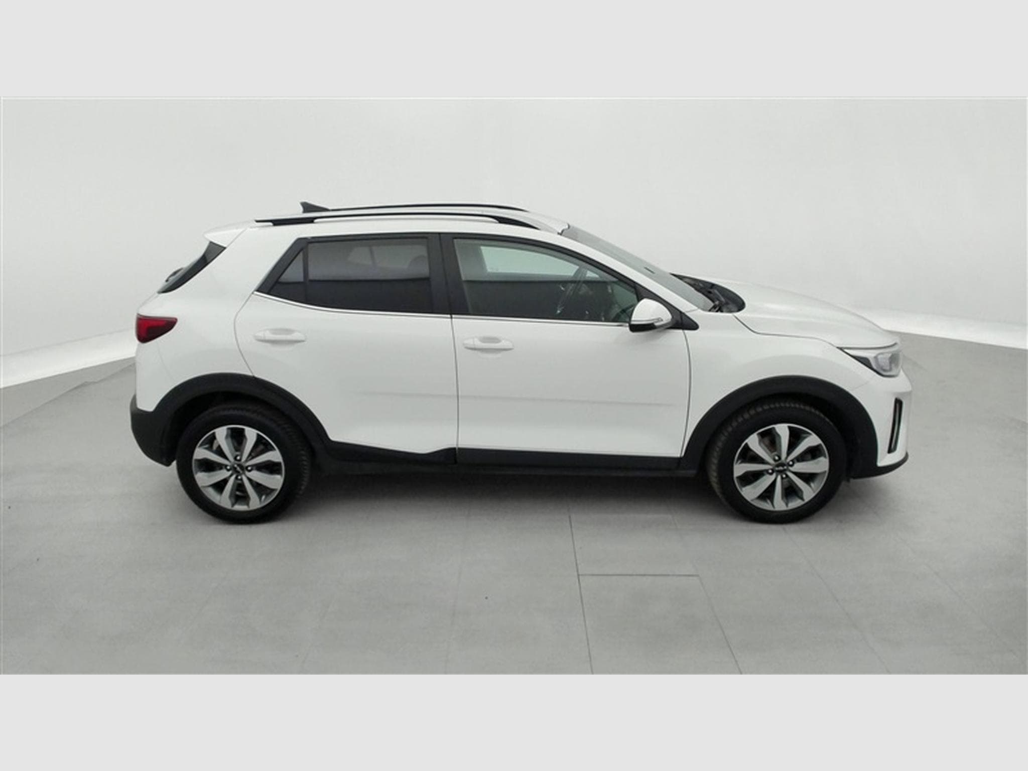 Kia Stonic 1.0 T-GDi 100cv Pulse NAVI / CARPLAY / CAMERA / JA 16" (2022) - Foto 22