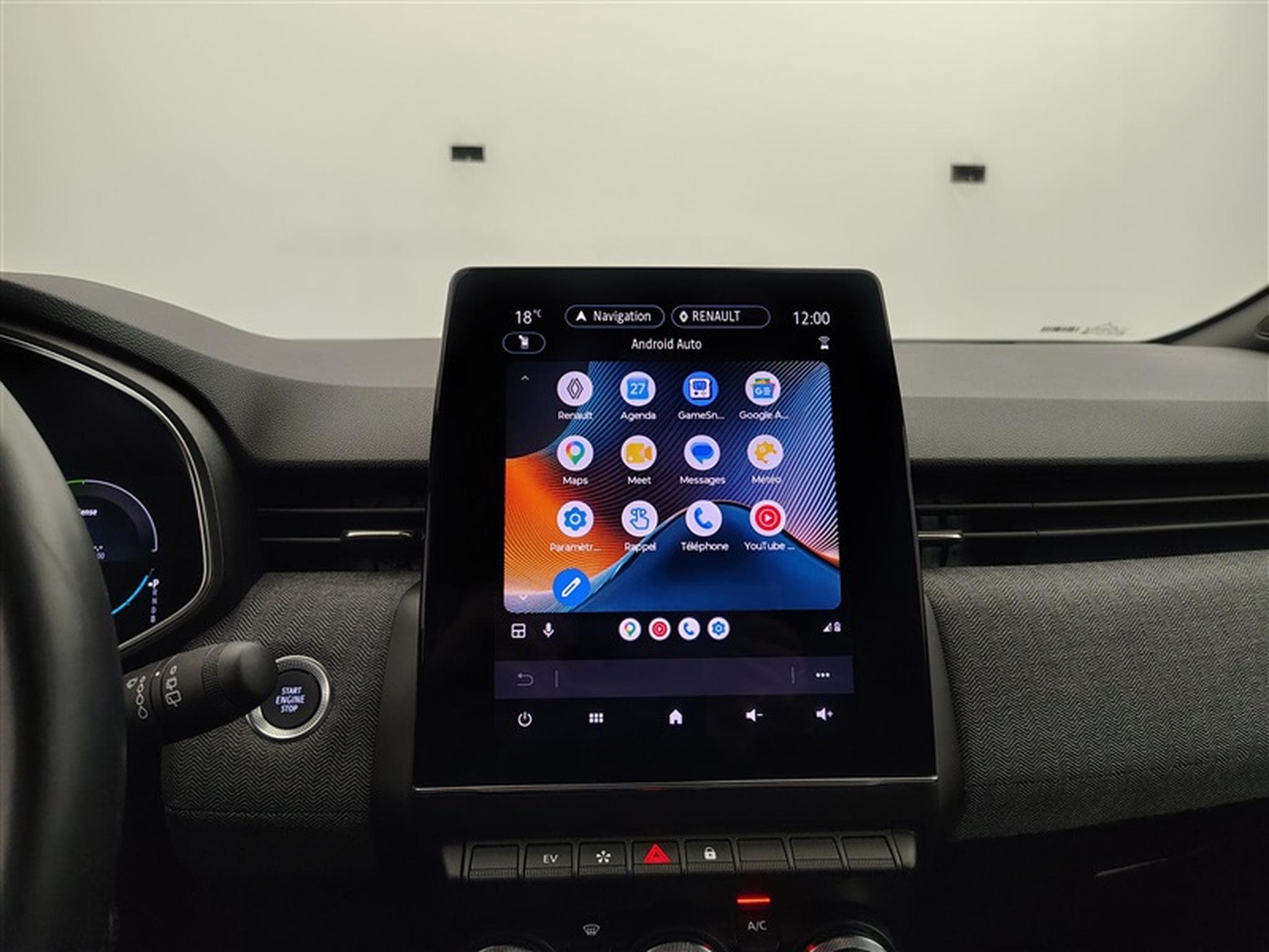 Renault Clio Hybrid 1.6i E-TECH Evolution (2024) - Foto 20