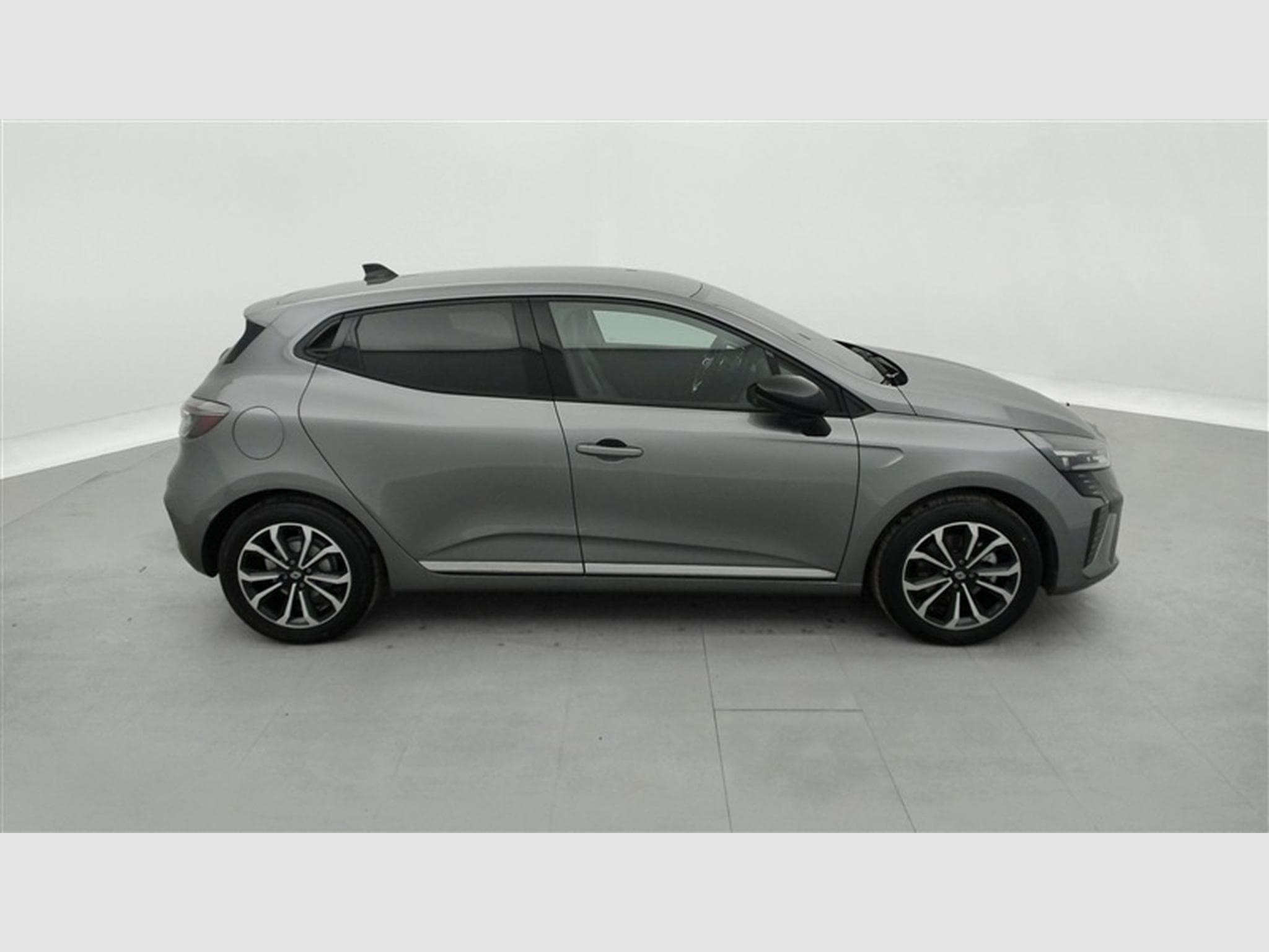Renault Clio Hybrid 1.6i E-TECH Evolution (2024) - Foto 24