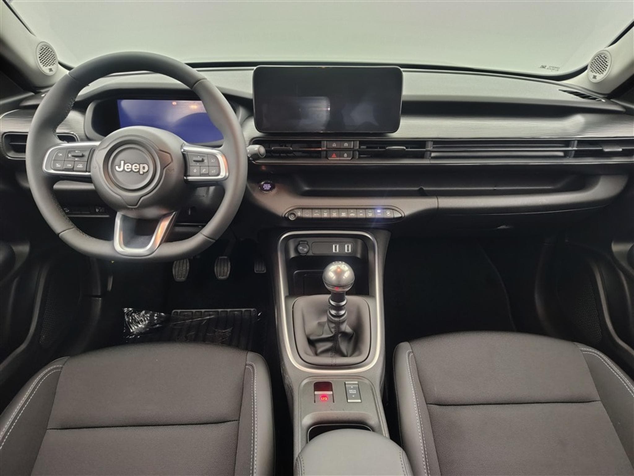 Jeep Avenger 1.2 Turbo 100cv Altitude NAVI / FULL LED / CUIR PARTIEL /CAM (2025) - Photo 8