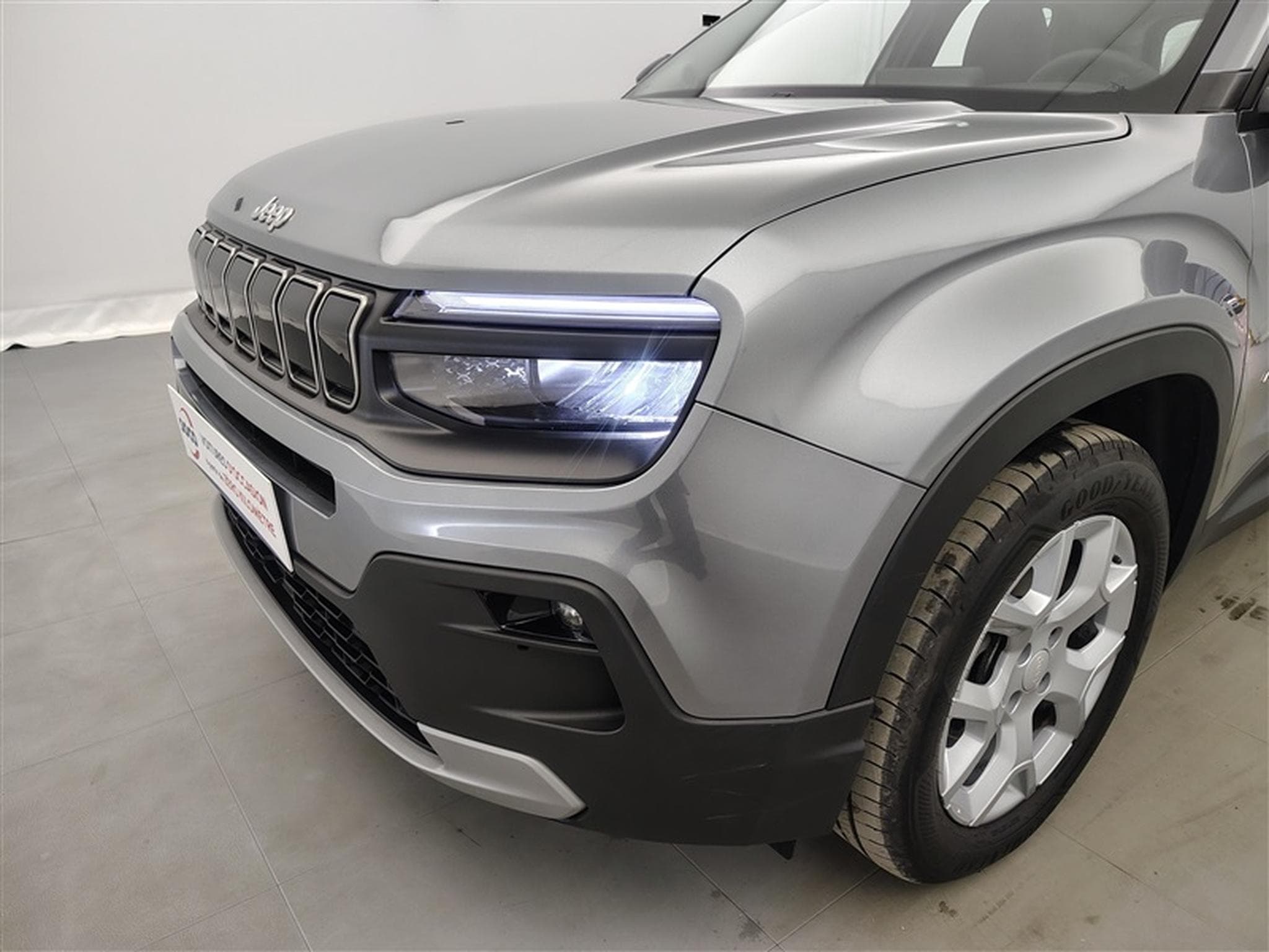 Jeep Avenger 1.2 Turbo 100cv Altitude NAVI / FULL LED / CUIR PARTIEL /CAM (2025) - Photo 15
