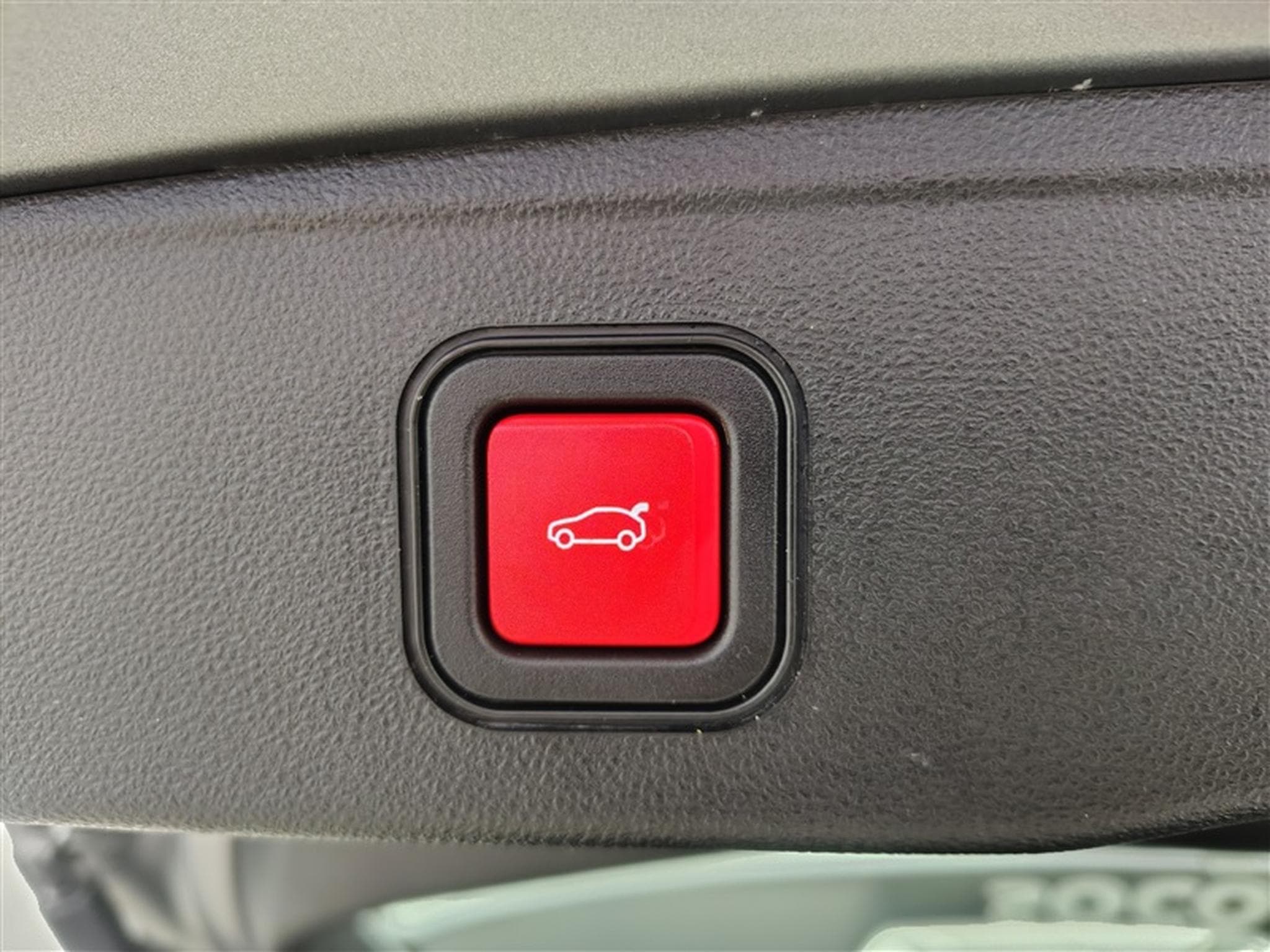 Jeep Avenger 1.2 Turbo 100cv Altitude NAVI / FULL LED / CUIR PARTIEL /CAM (2025) - Photo 18
