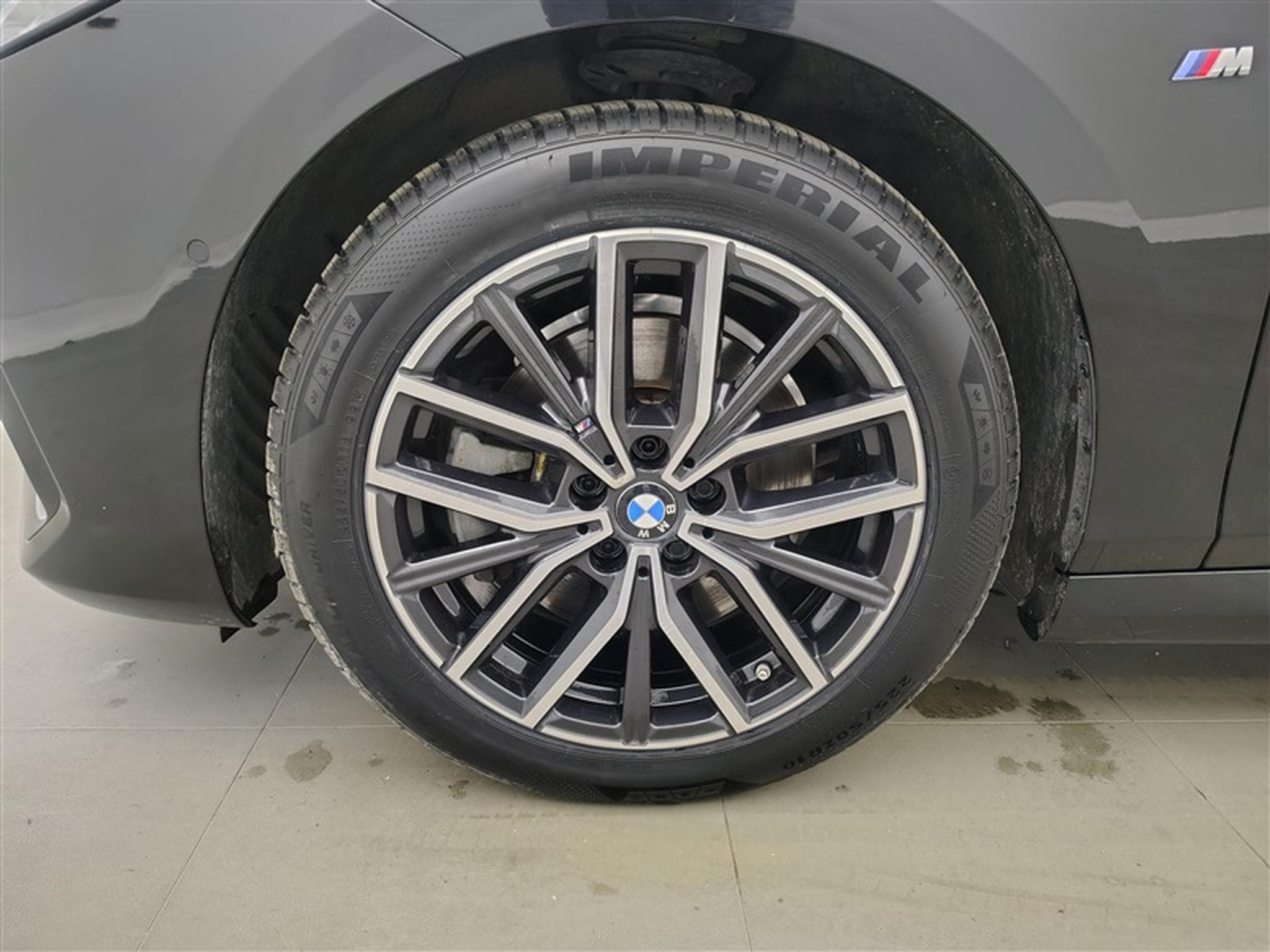 BMW 223 Active Tourer 223I Pack M **NAVI/LED/TOIT OUVRANT** (2024) - Foto 6
