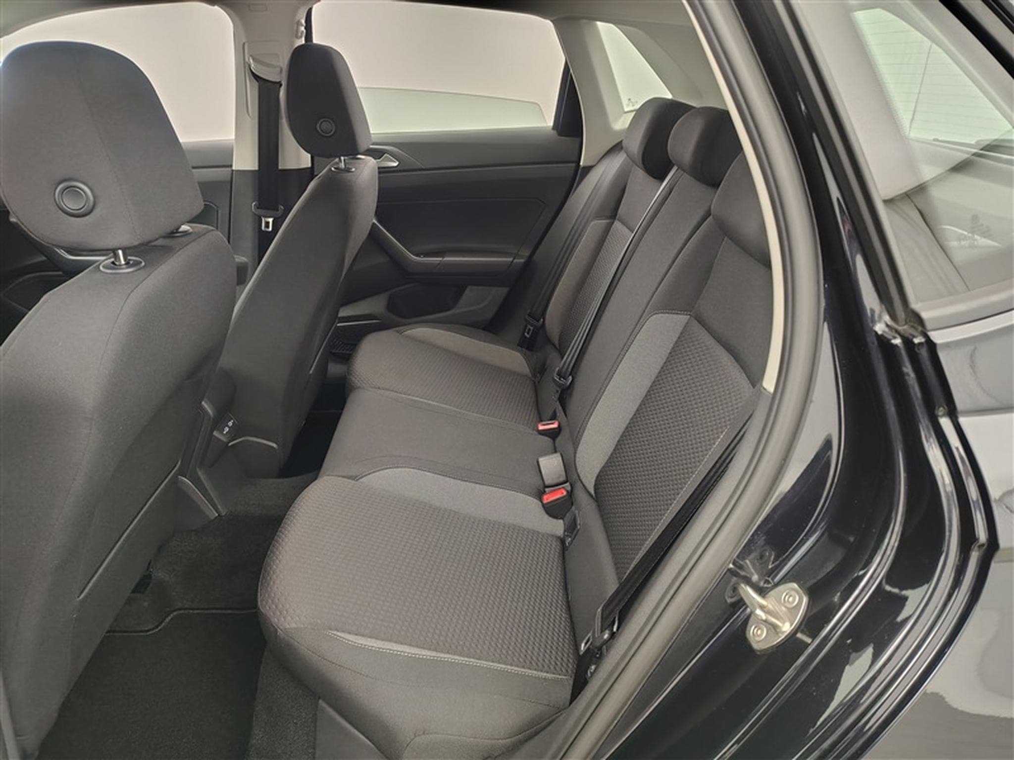 VW Polo 1.0 TSI 95cv Life *CARPLAY/ FULL LED / PDC AV+AR* (2023) - Photo 13