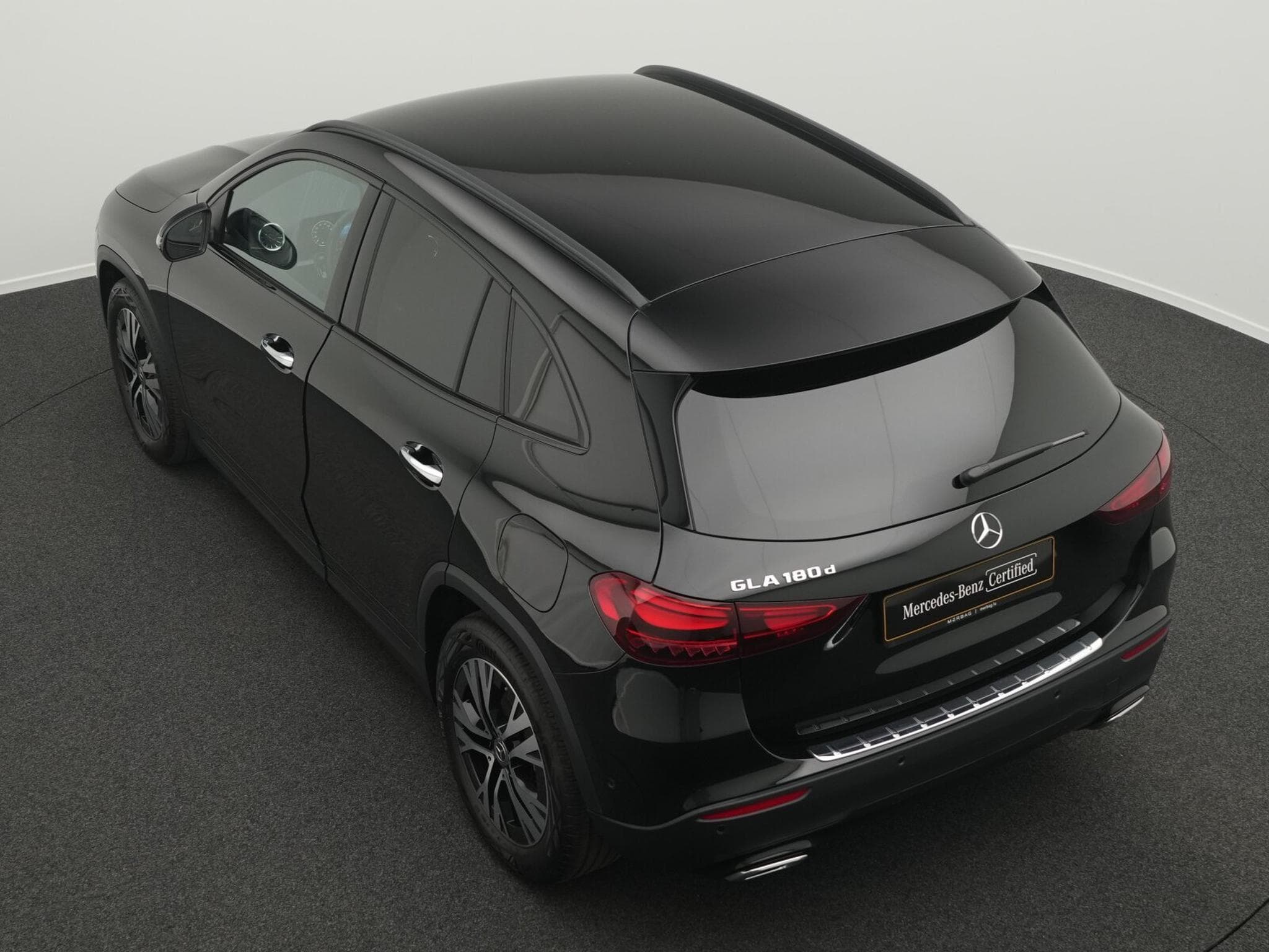 Mercedes GLA 180 d Progressive LED+Kamera+Night+MBUX (2025) - Foto 13