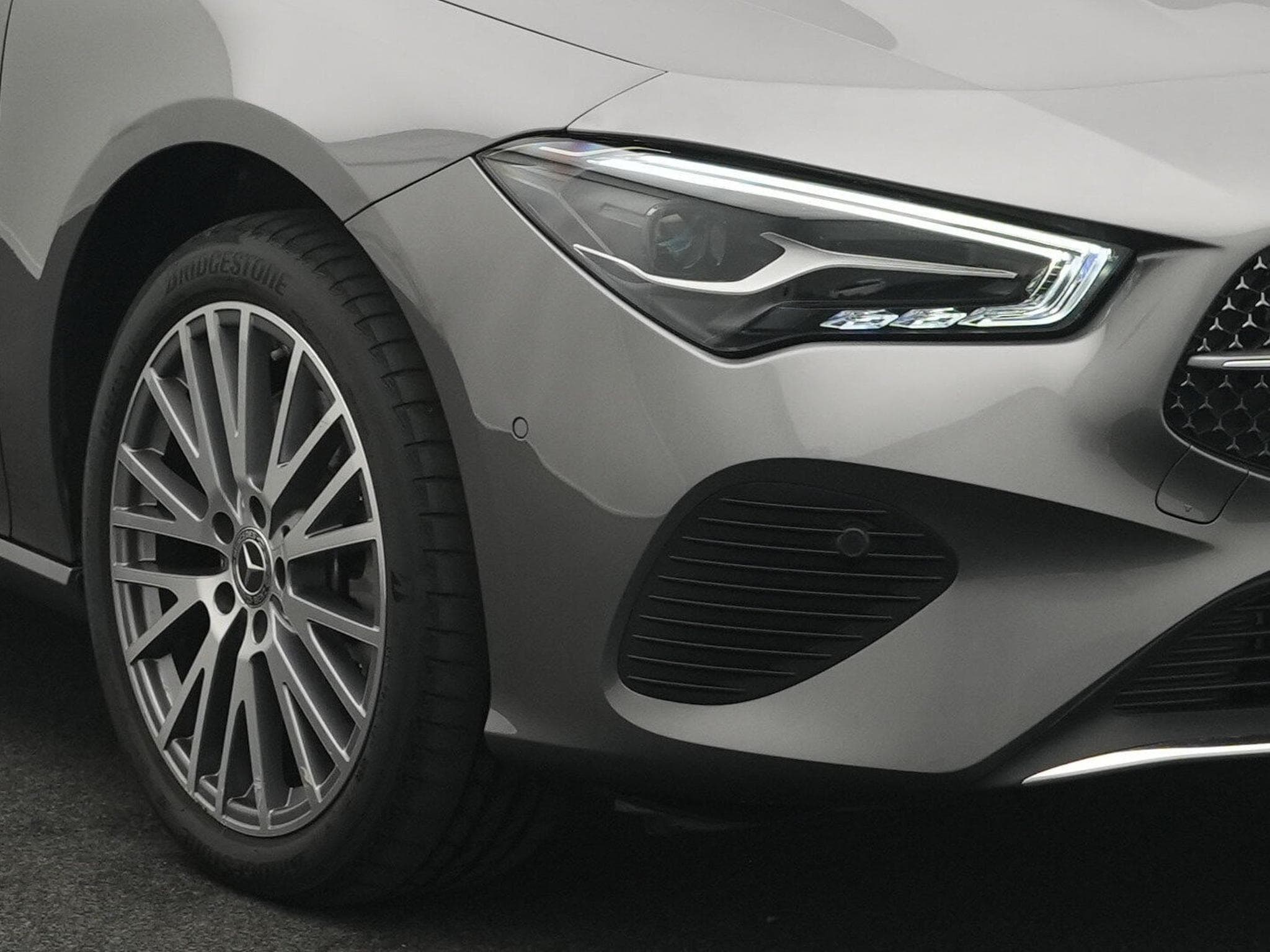 Mercedes CLA 250 e Progressive LED+Kamera+AHK+MBUX (2023) - Foto 9