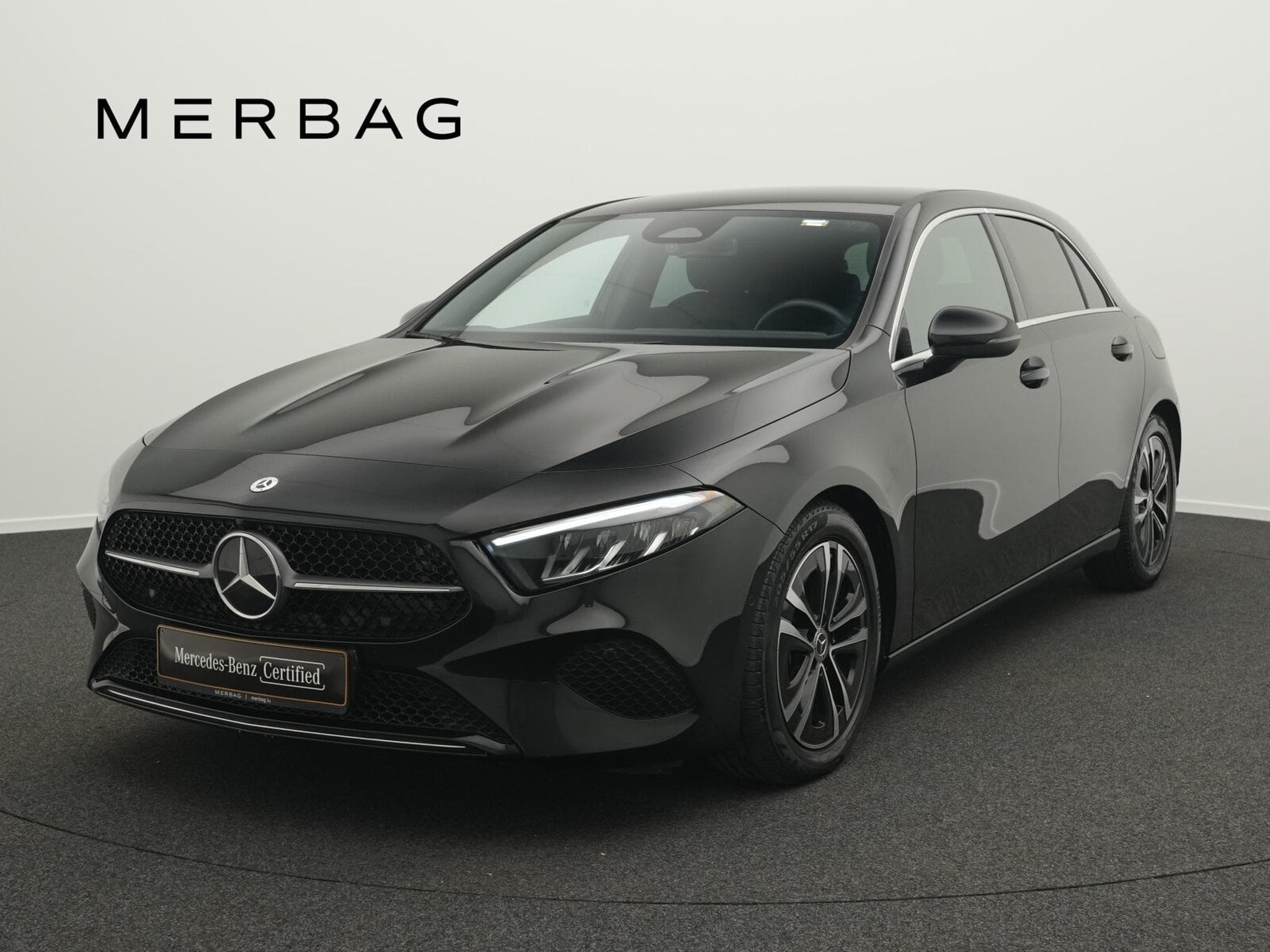 Mercedes A 180 d Progressive LED+Kamera+MBUX (2025) - Foto 1