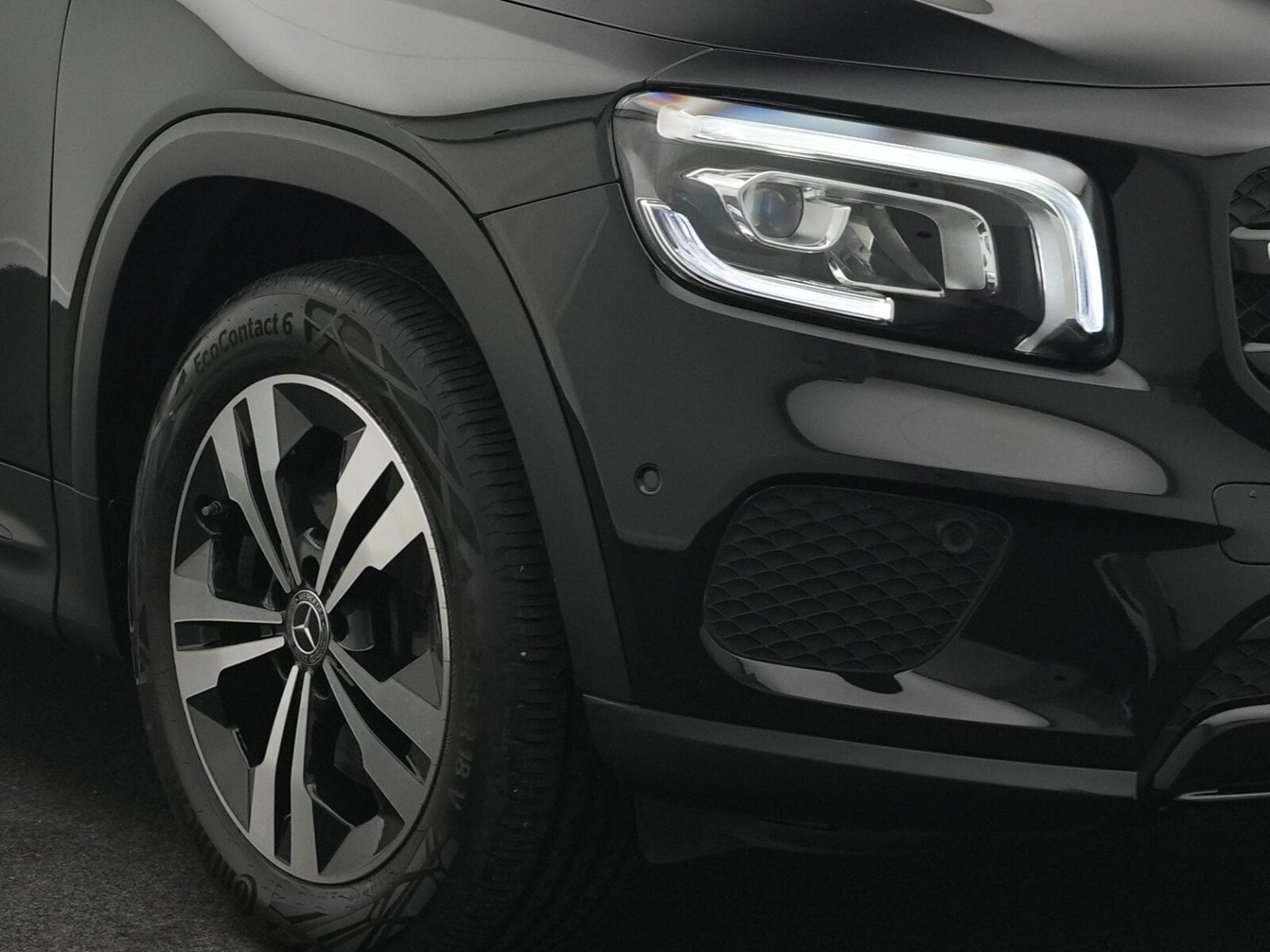 Mercedes GLB 200 d Progressive LED+Kamera+Night+AHK (2024) - Foto 9