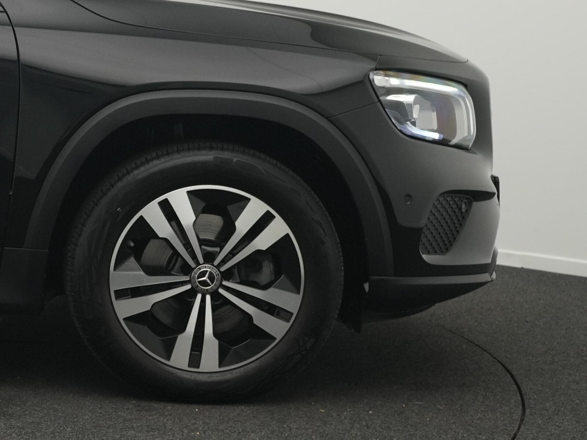 Mercedes GLB 200 d Progressive LED+Kamera+Night+AHK (2024) - Foto 8