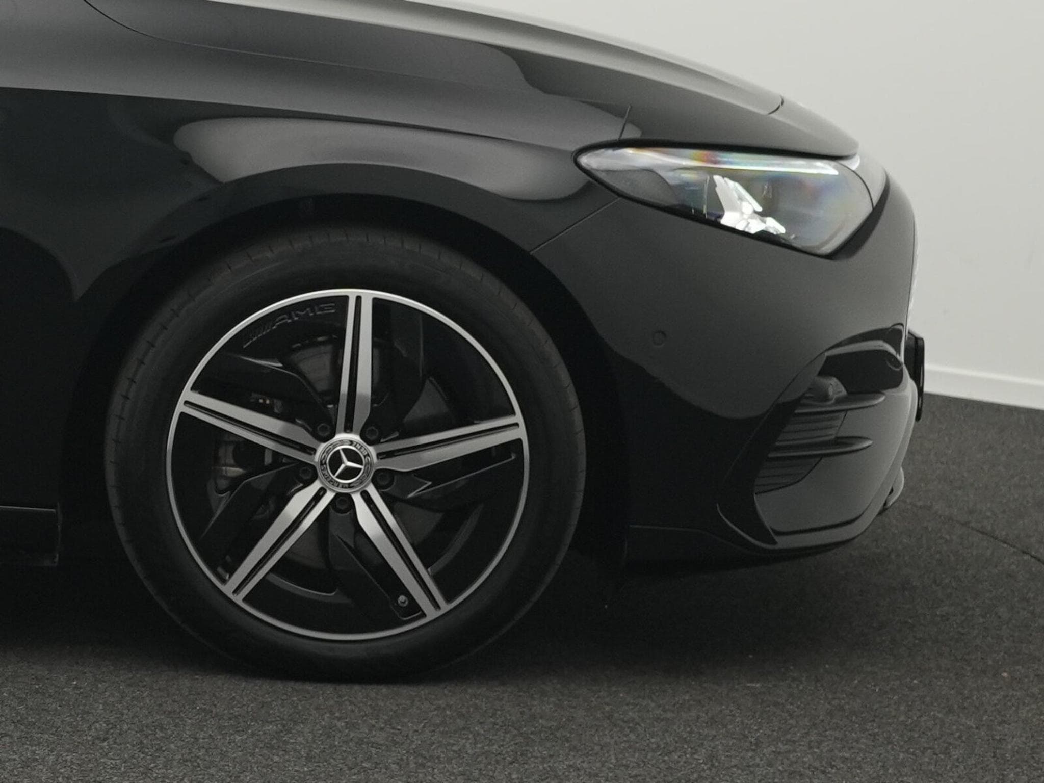 Mercedes CLA 250 + AMG-Line Multi+Pano+Night+Memo (2026) - Foto 8