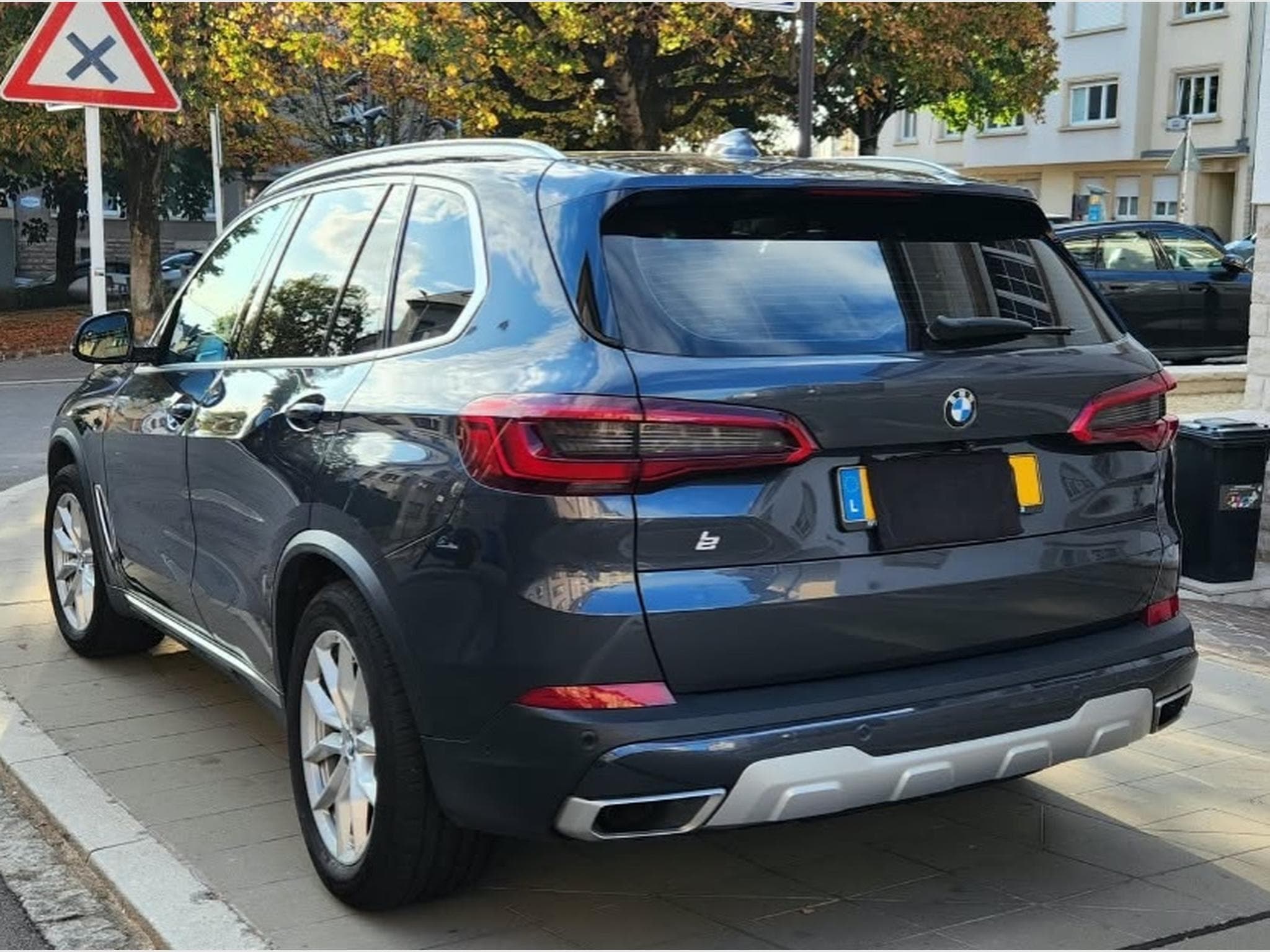 BMW X5 xdrive 30d (2019) - Photo 2