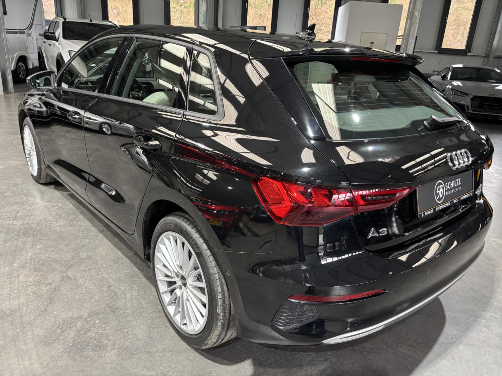 Audi A3 2.0 TDI 200ch SportBack QUATTRO (2021) - Foto 5
