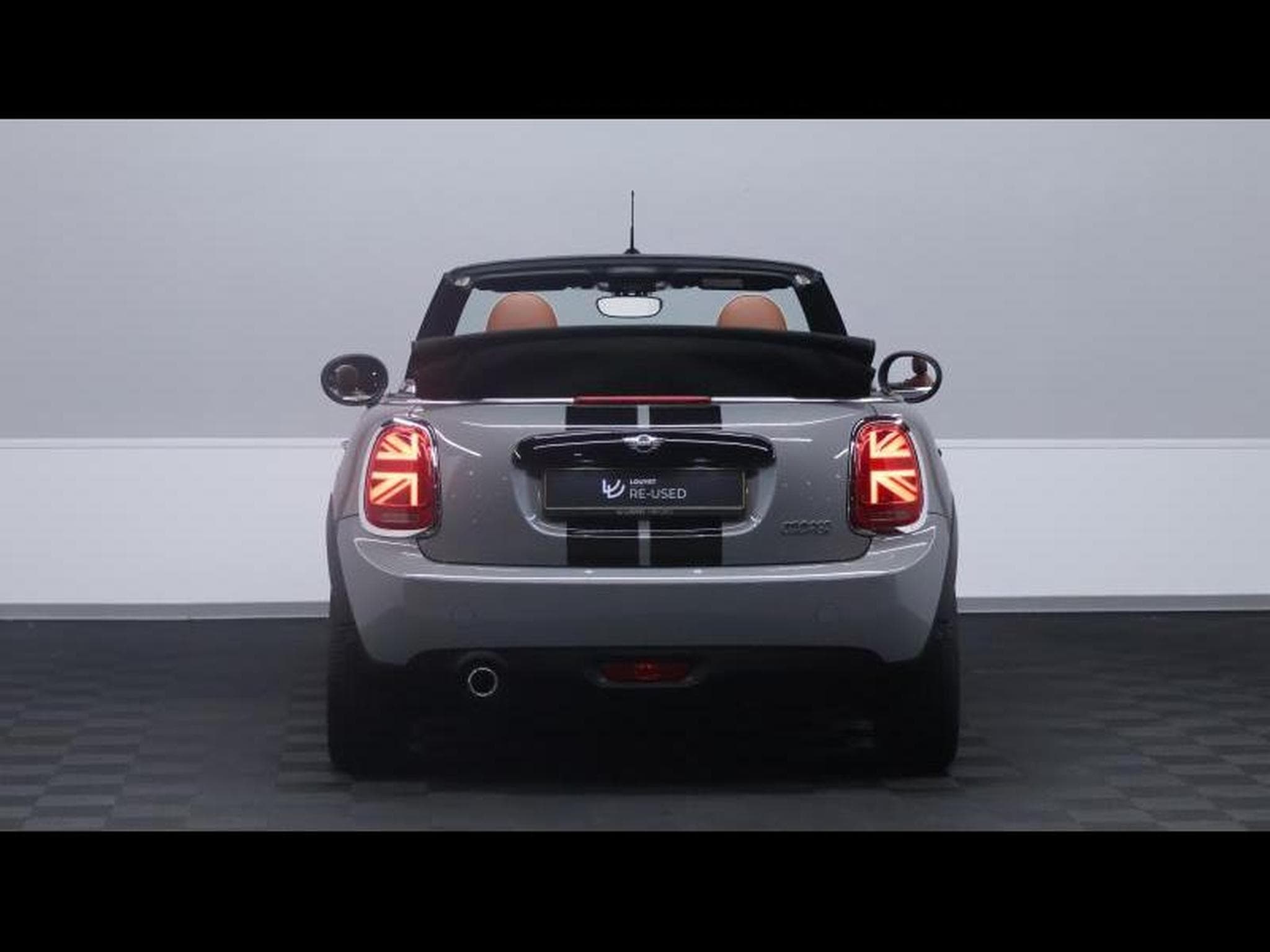 MINI Cooper 1.5 136ch Convertible Steptronic 7 (2020) - Foto 17