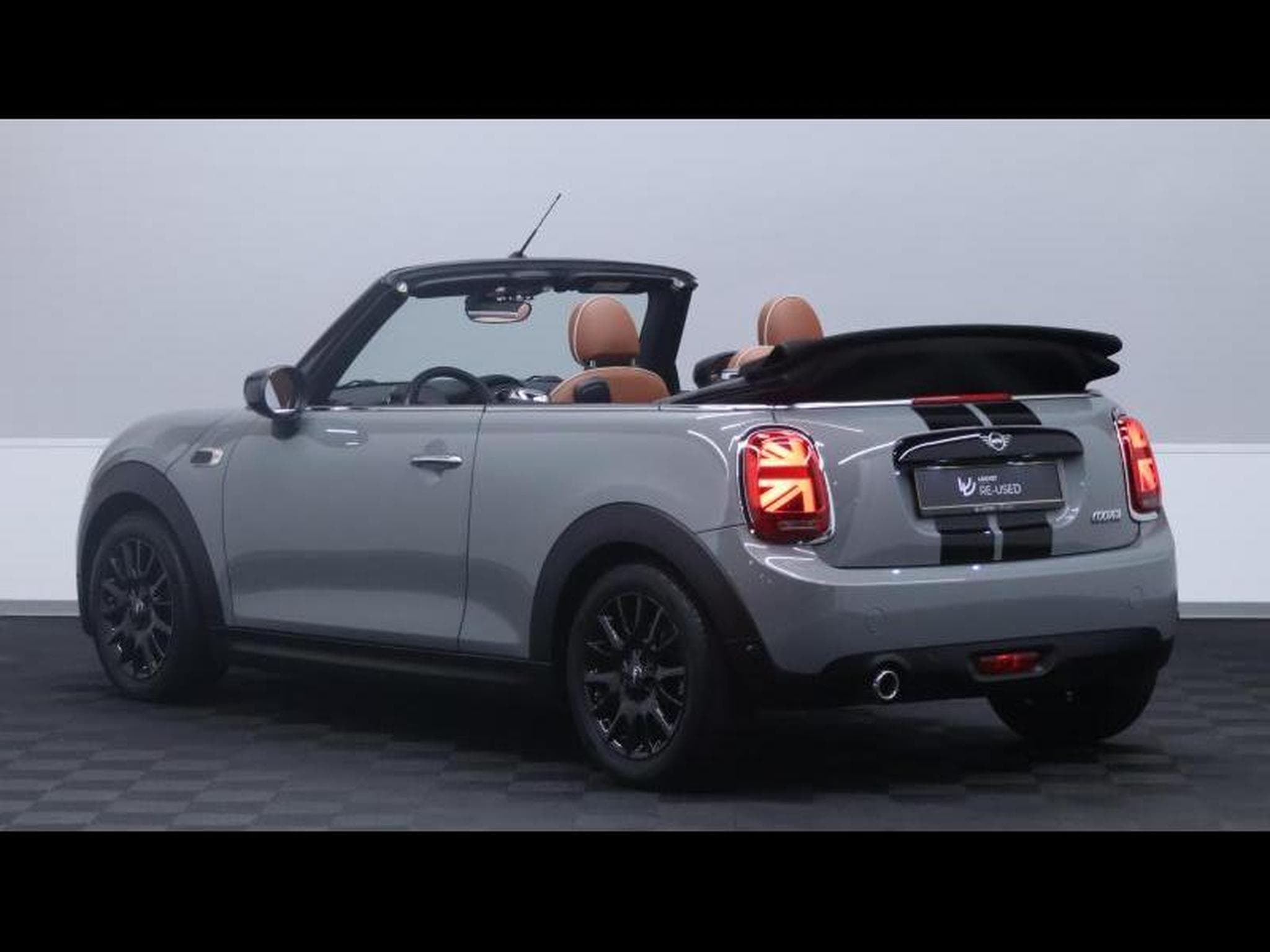 MINI Cooper 1.5 136ch Convertible Steptronic 7 (2020) - Foto 20