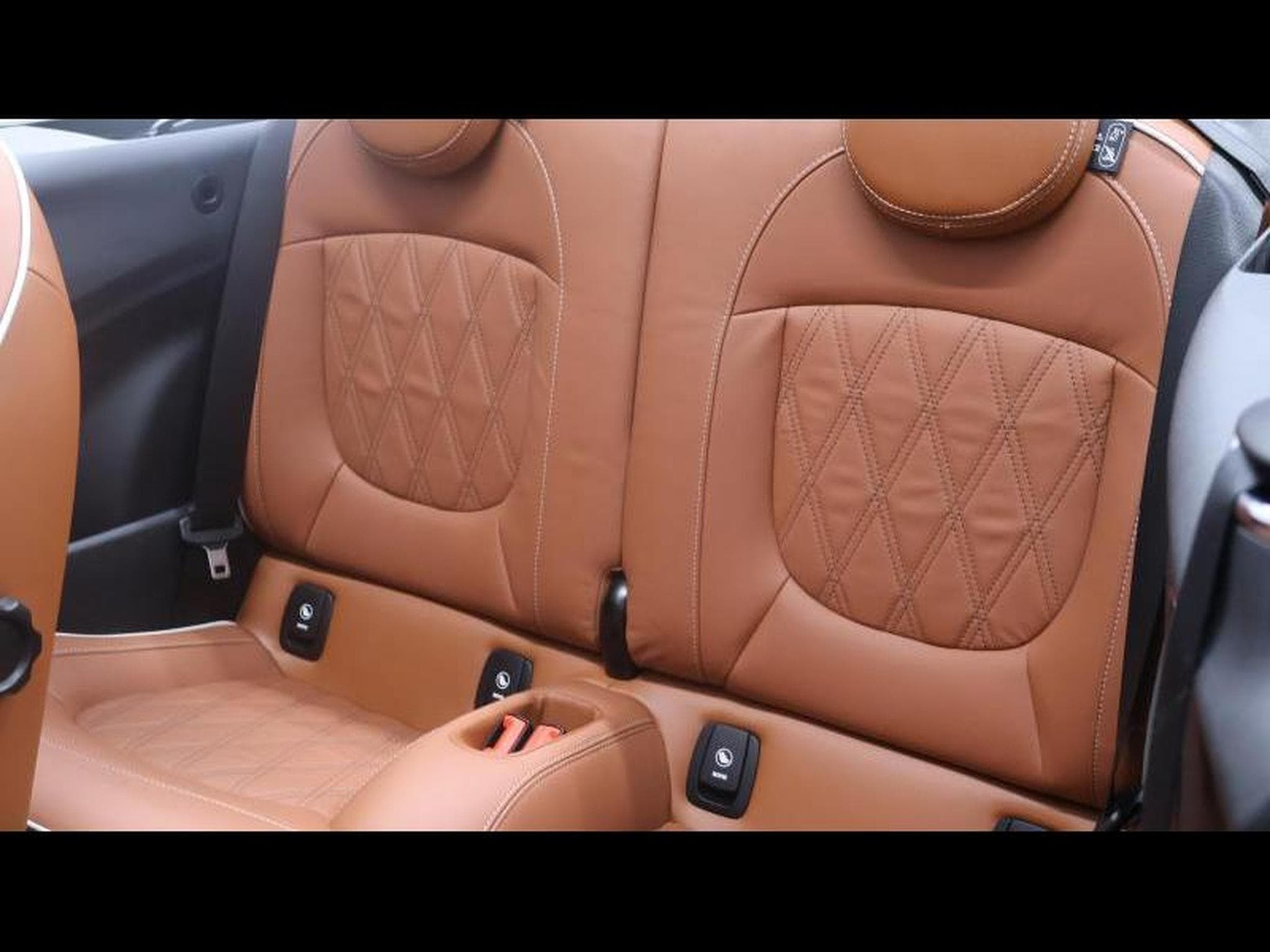 MINI Cooper 1.5 136ch Convertible Steptronic 7 (2020) - Foto 32