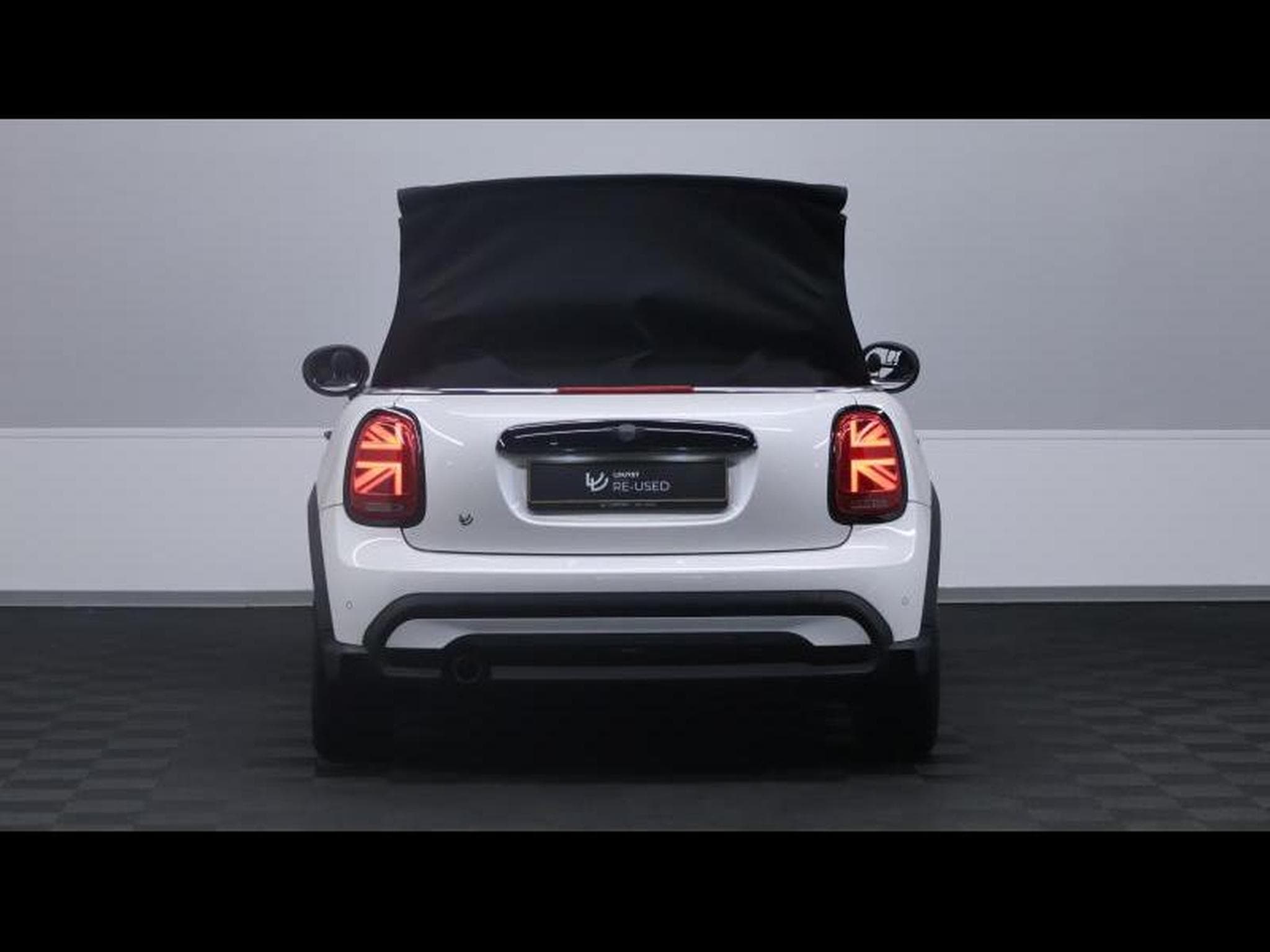 MINI Cooper Convertible 1.5 136 Steptronic (2023) - Foto 18