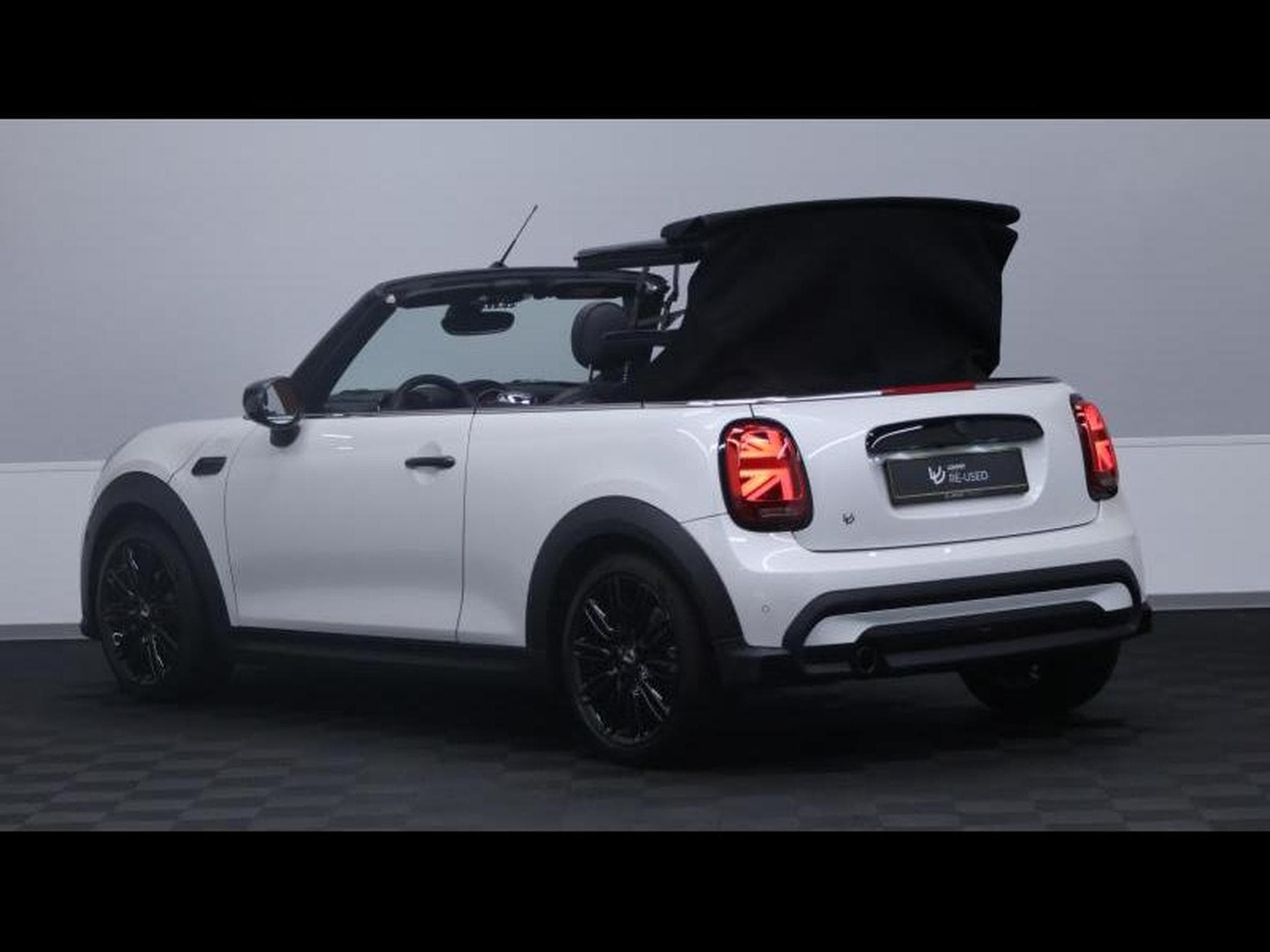 MINI Cooper Convertible 1.5 136 Steptronic (2023) - Foto 21