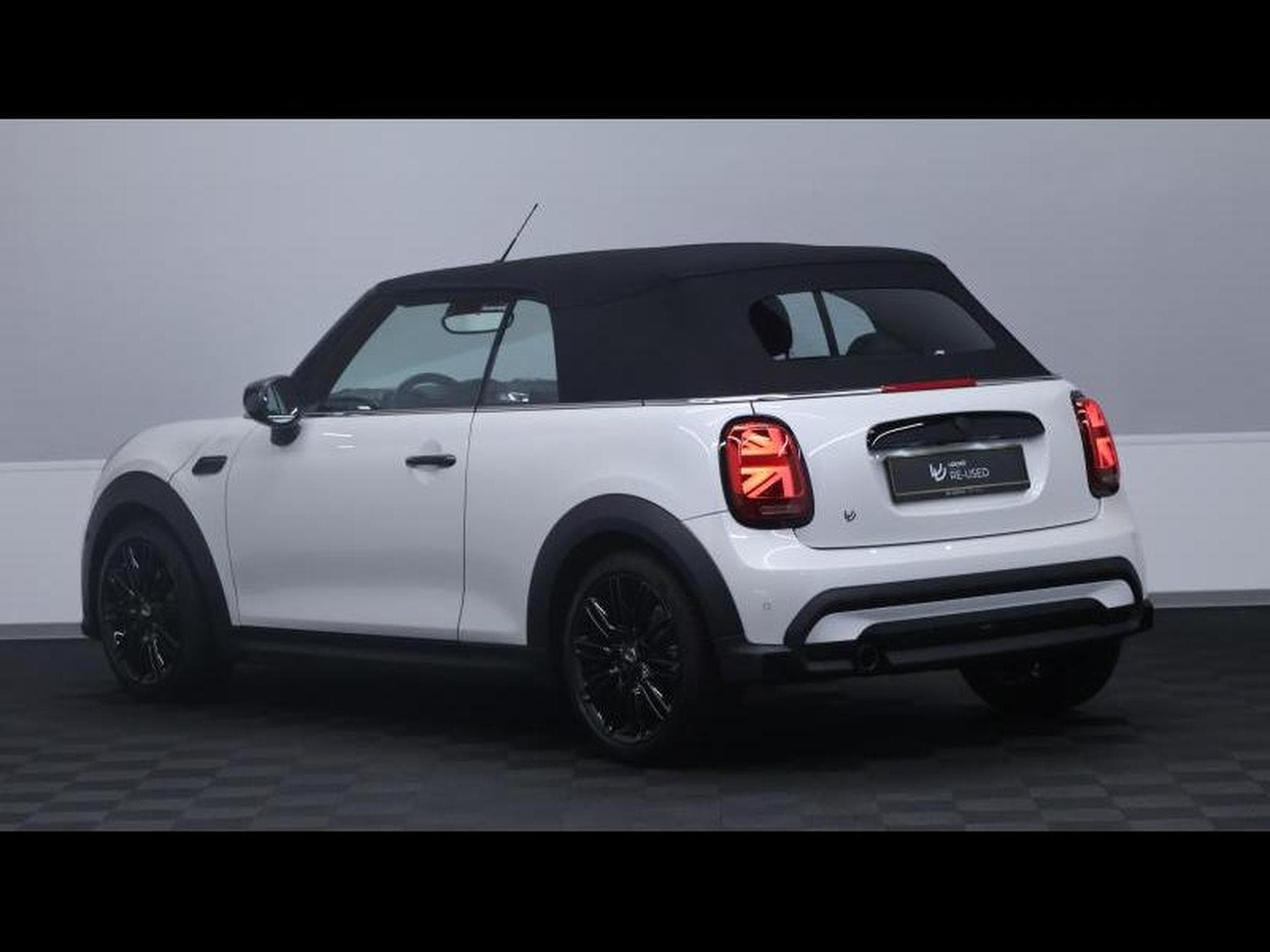 MINI Cooper Convertible 1.5 136 Steptronic (2023) - Foto 22
