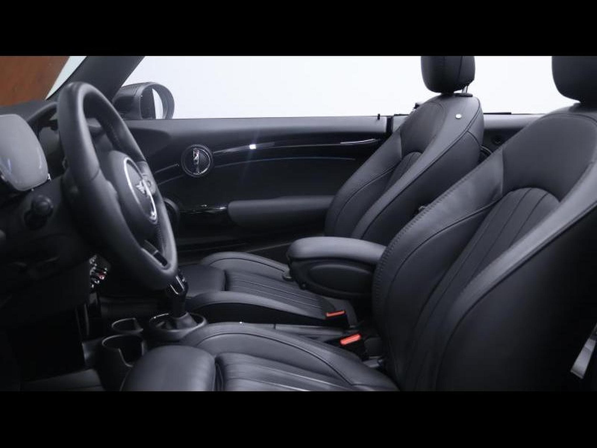 MINI Cooper Convertible 1.5 136 Steptronic (2023) - Foto 30