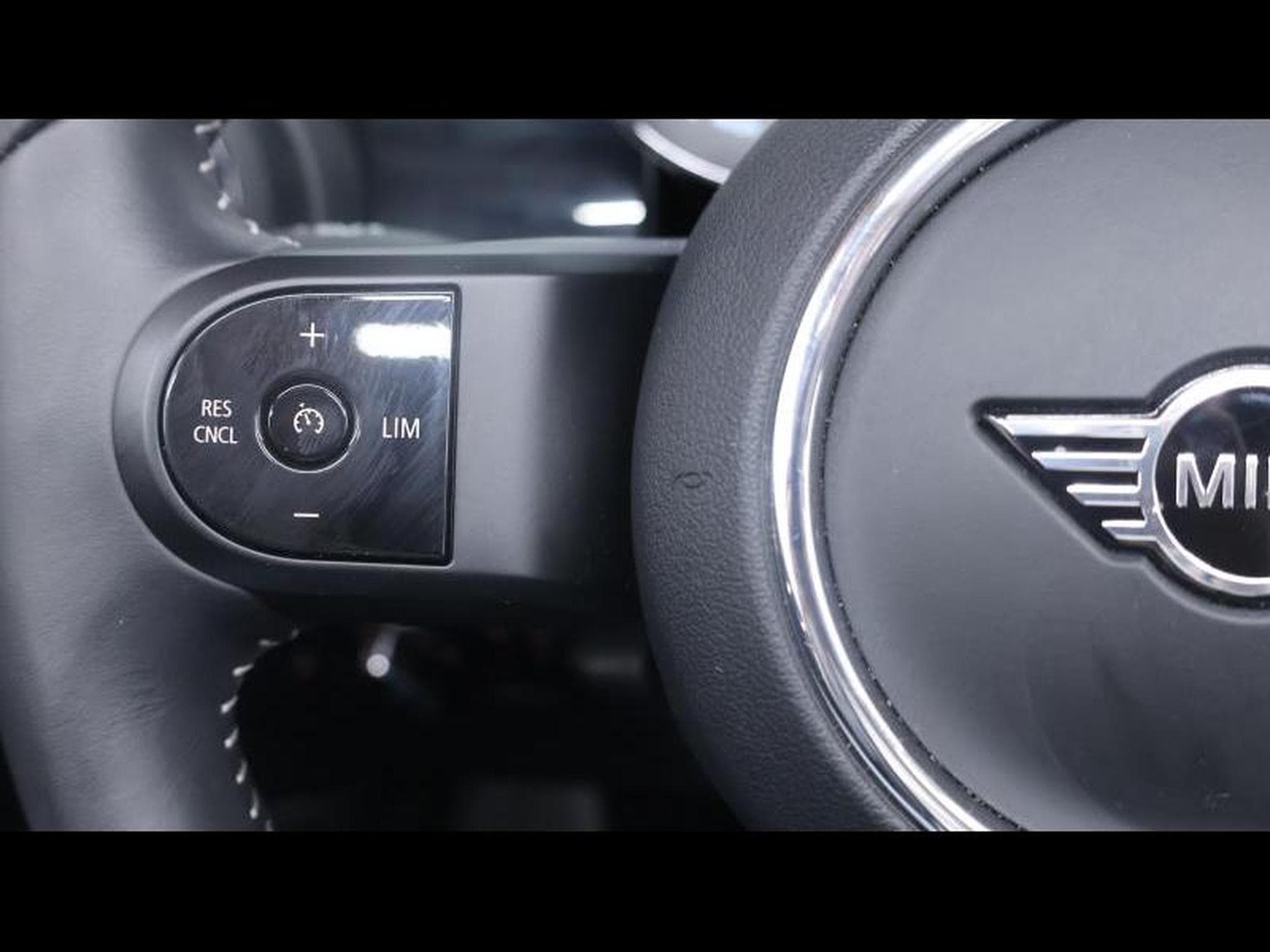 MINI Cooper Convertible 1.5 136 Steptronic (2023) - Foto 36