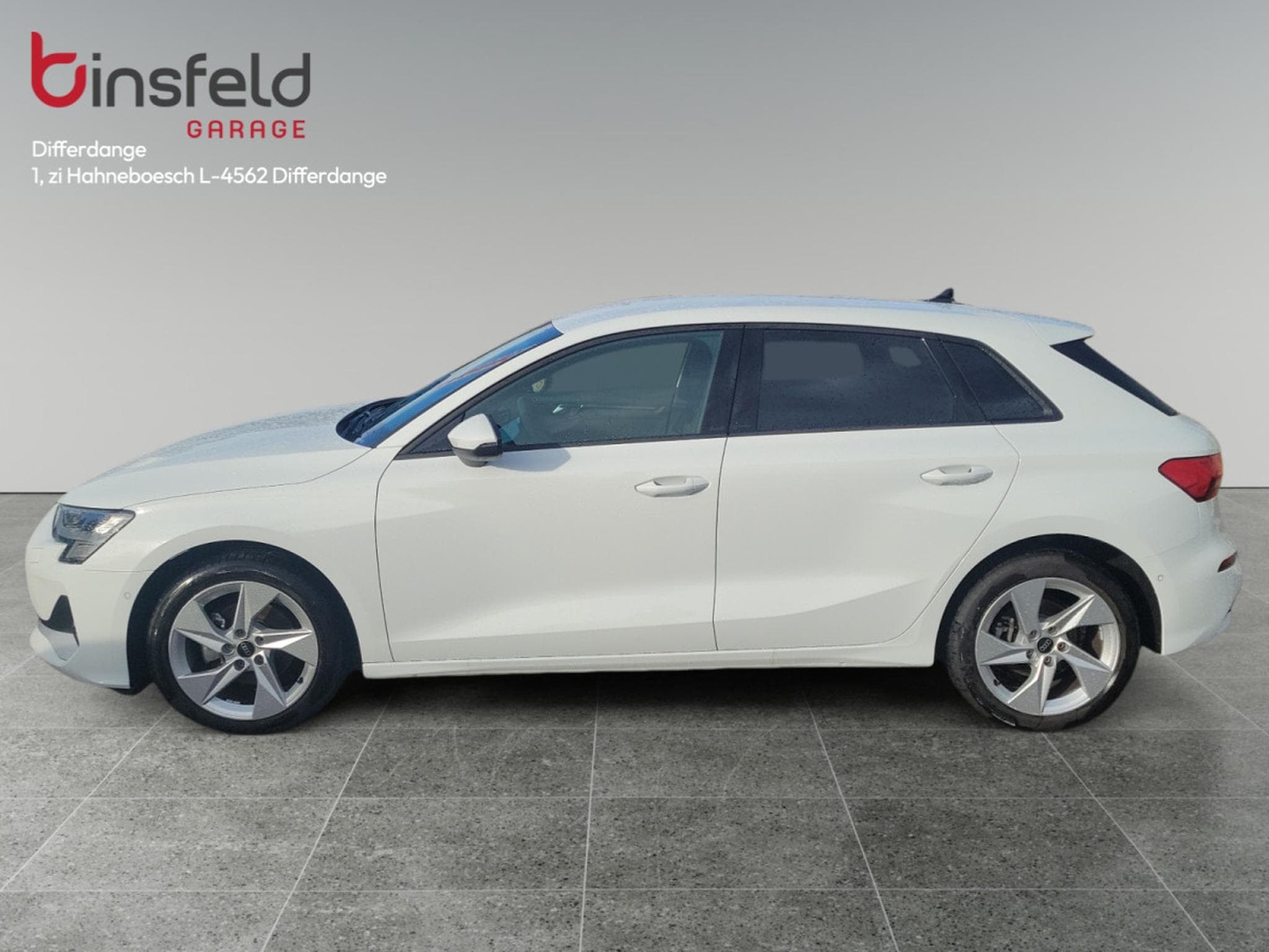 Audi A3 2.0 TDI 150ch DSG7 ADVANCED (2025) - Photo 2