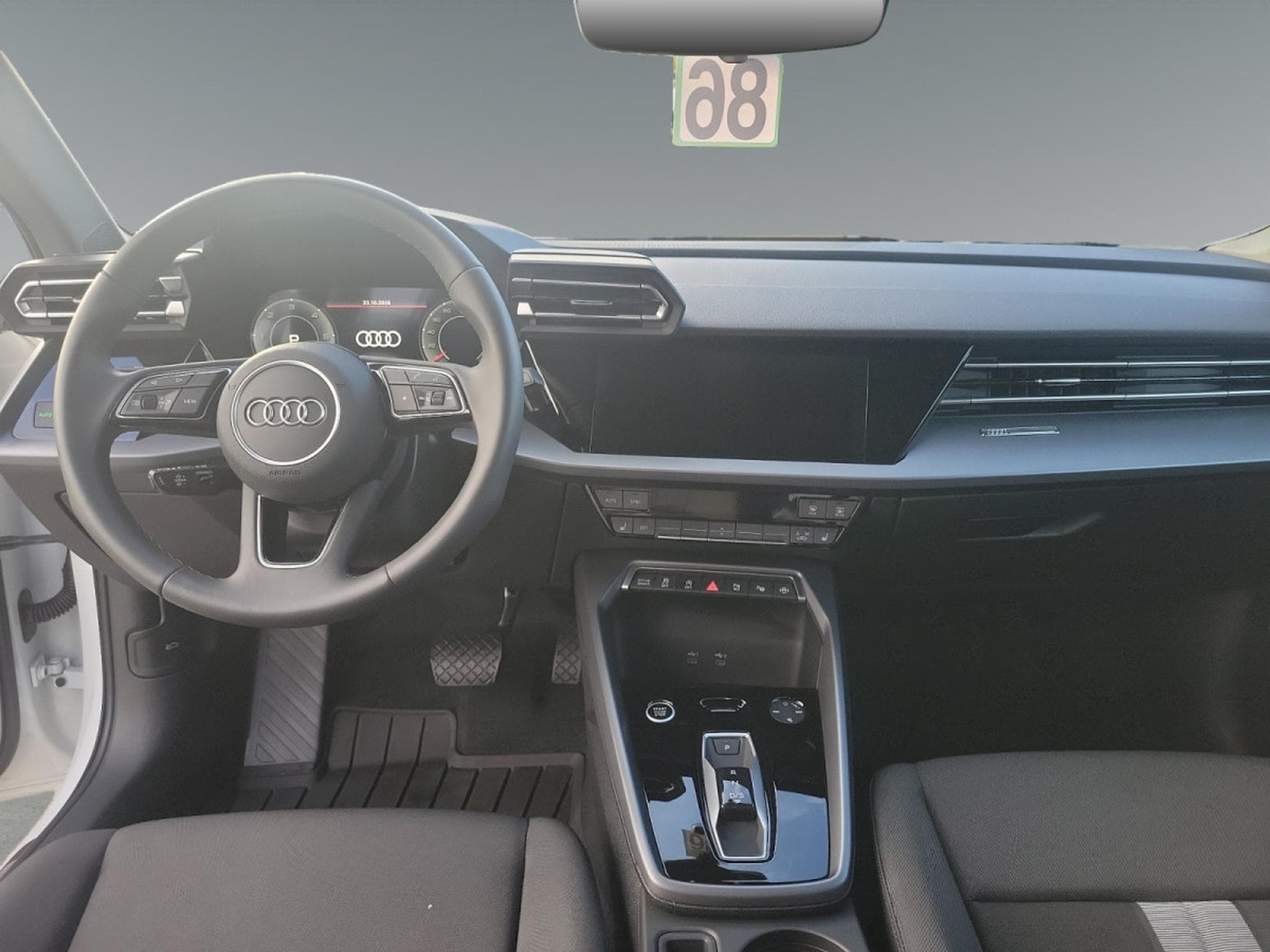 Audi A3 2.0 TDI 150ch DSG7 ADVANCED (2025) - Photo 11